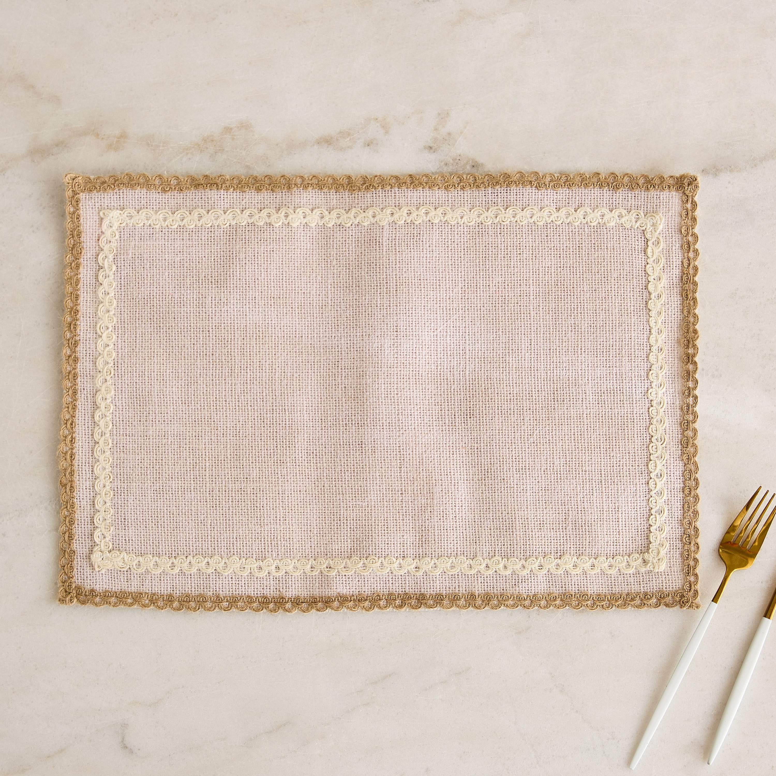 Terra Lace Jute Placemat - 30x45 cm-hbxdecorandfurnishings-homefurnishings-tablelinens-image-4