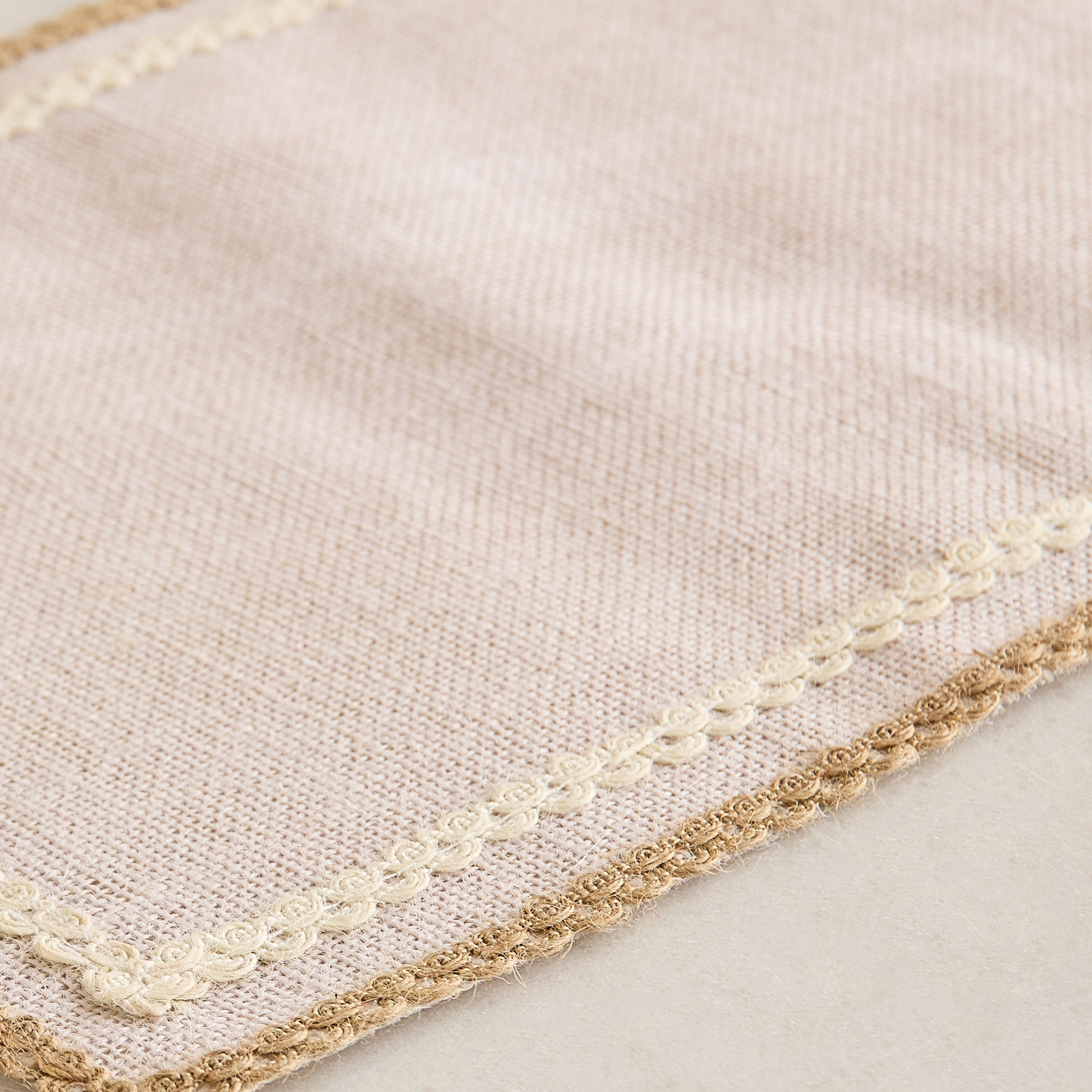 Terra Lace Jute Placemat - 30x45 cm-hbxdecorandfurnishings-homefurnishings-tablelinens-image-6