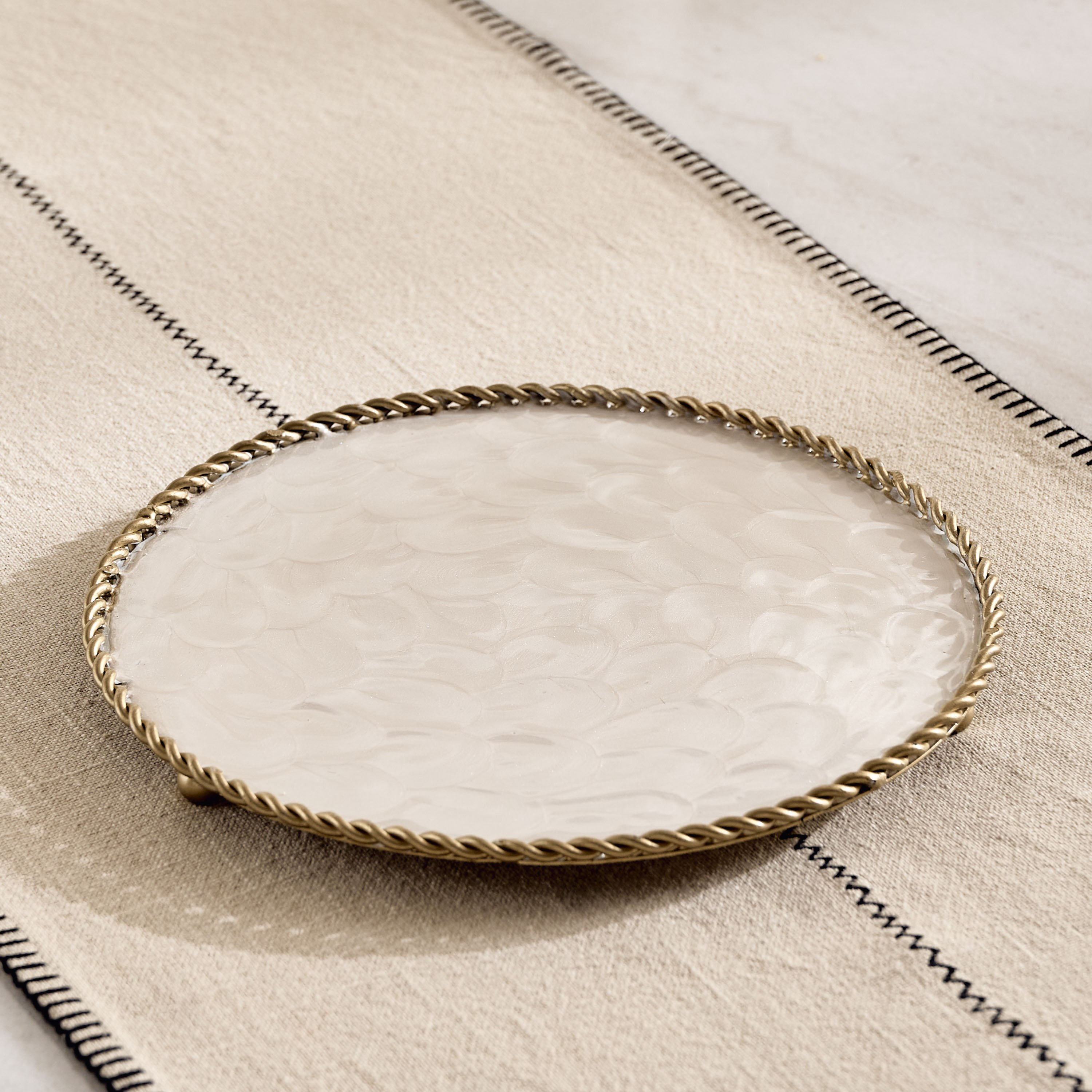 Lera Serving Platter - 26x26 cm-hbxdecorandfurnishings-tabletop-serveware-image-6