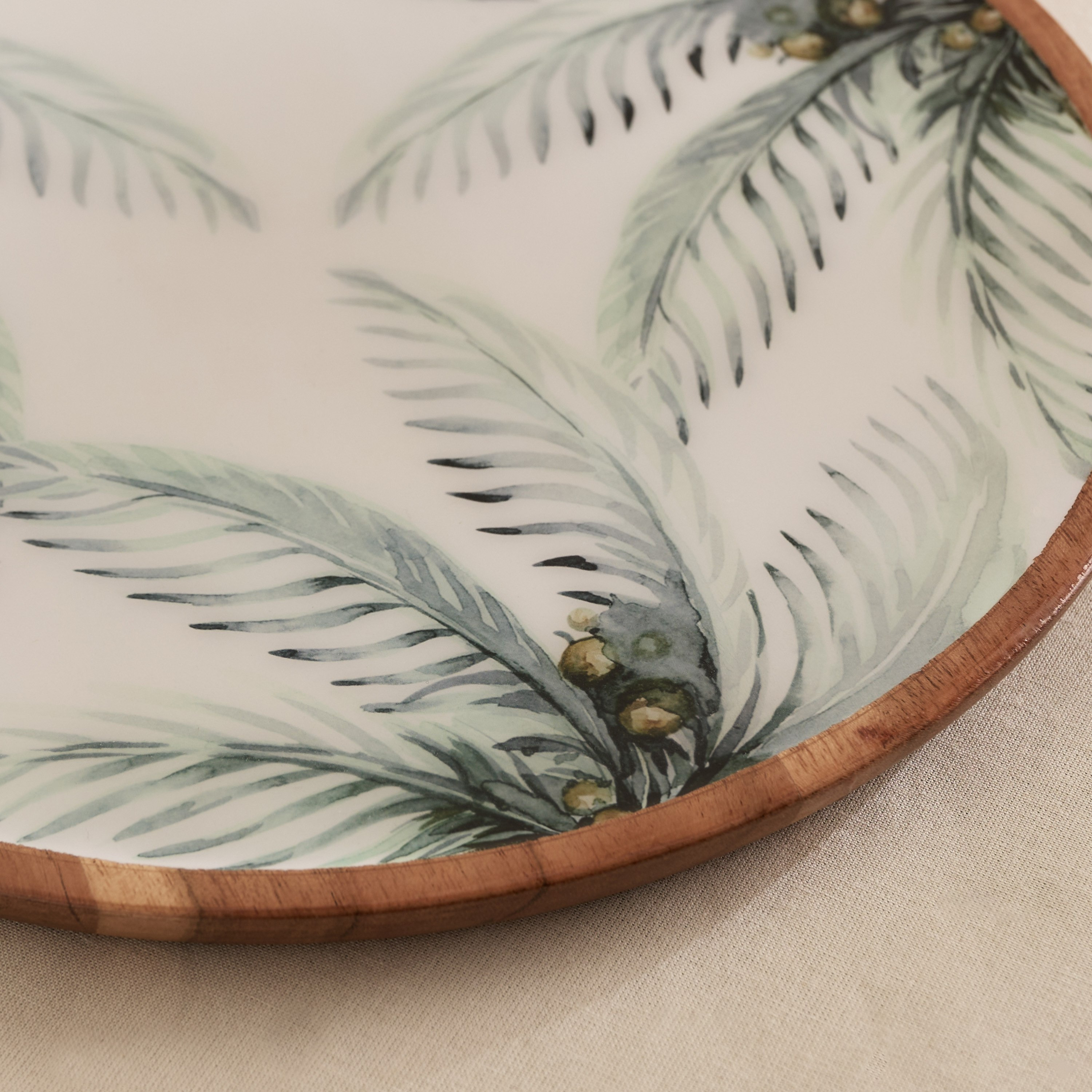Palm Leaf Wooden Platter - 27x27x1.5 cm-hbxdecorandfurnishings-tabletop-crockery-image-3