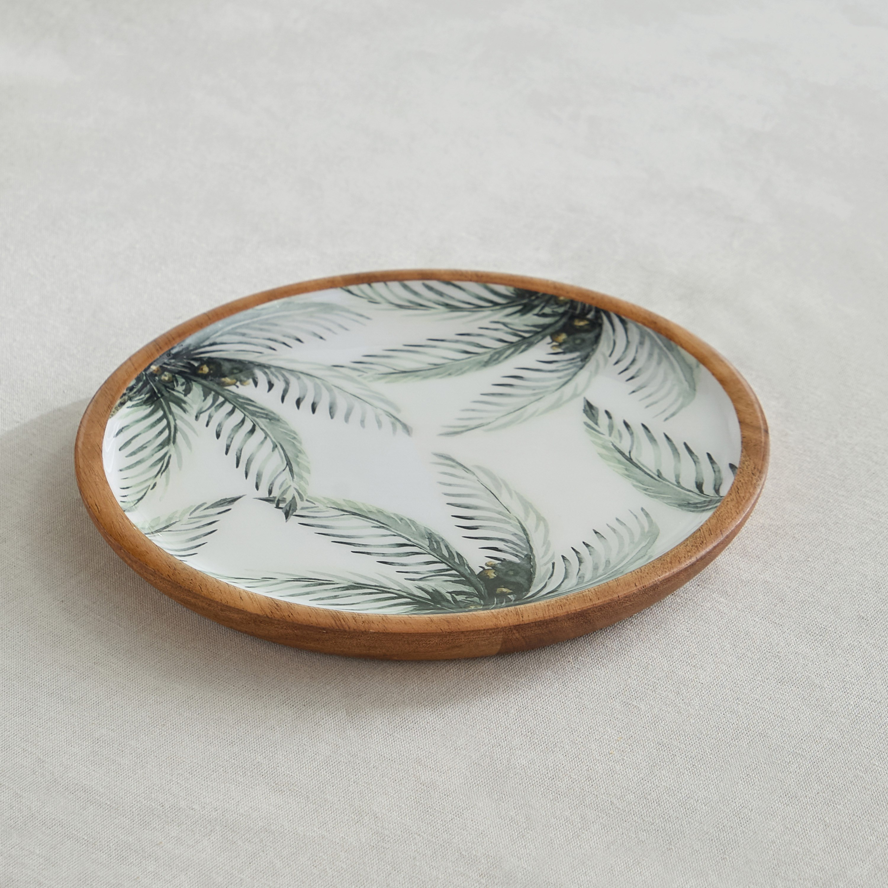 صحن خشبي صغير بتصميم سعف نخيل من بالم - 19.5x19.5x1.5 سم-hbxdecorandfurnishings-tabletop-crockery-image-2