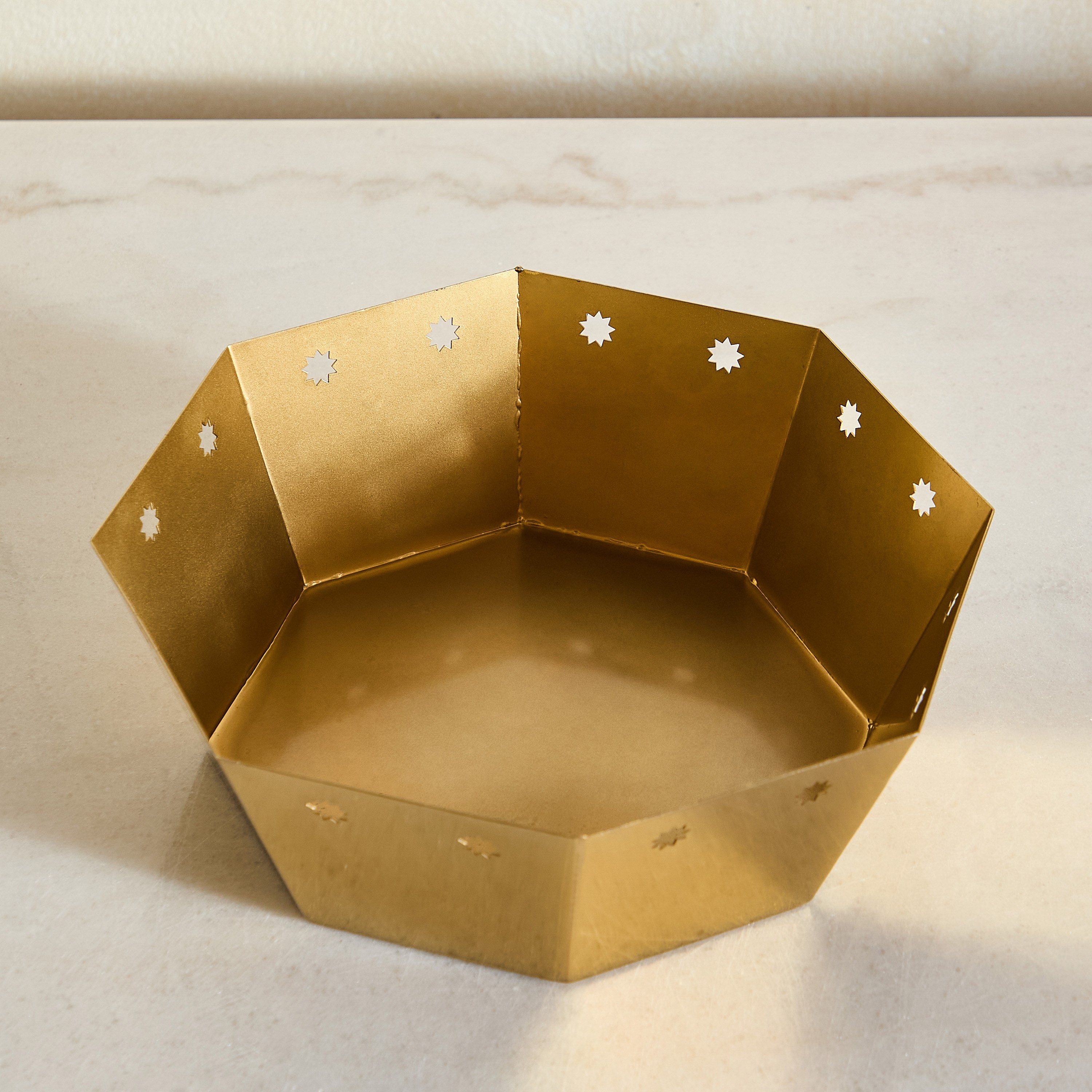 Layali Noor Serving Bowl - 26x26x9 cm-hbxdecorandfurnishings-tabletop-crockery-image-6