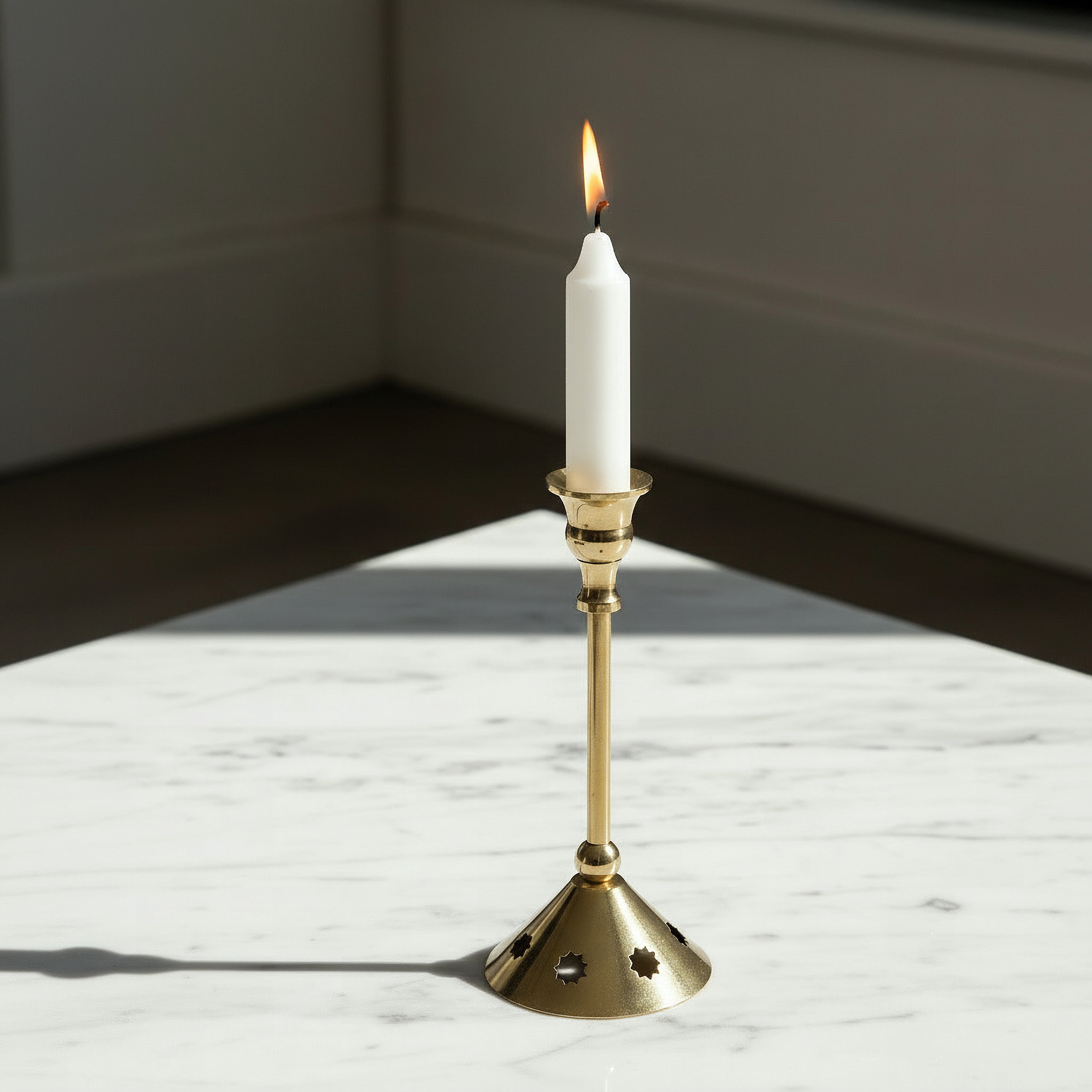 Layali Noor Large Candleholder - 8x8x20 cm-hbxlivingroom-decorandaccessories-candleholders-image-2