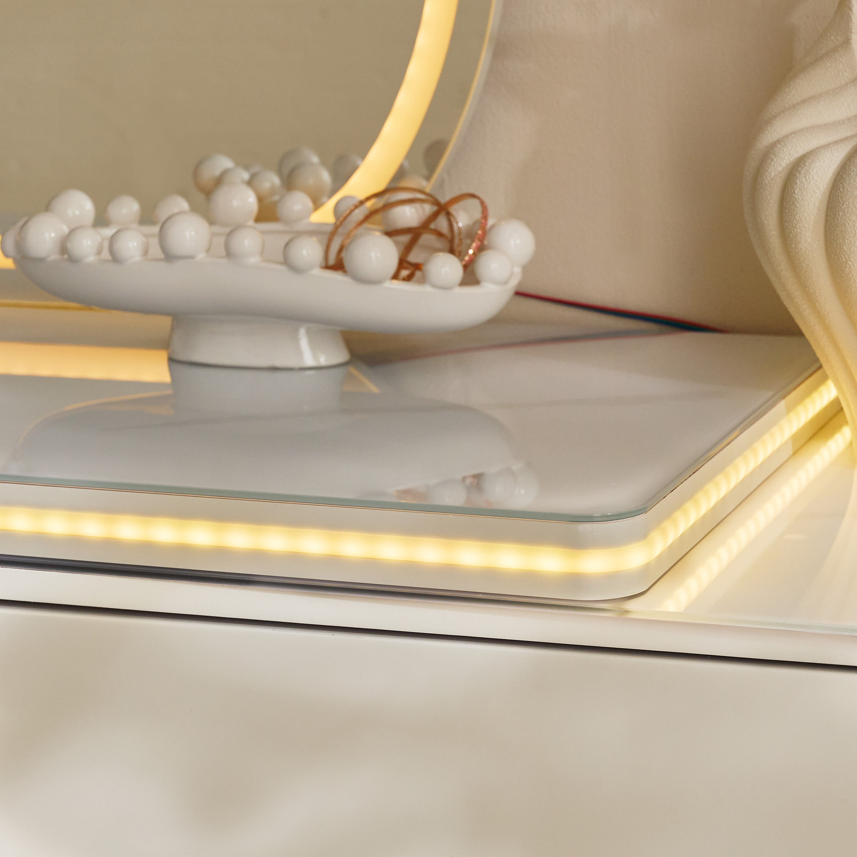 تسريحة ذكية بـ3 أدراج ومرآة من مارويل تشيستر-hbxfurniture-bedroom-dressersandmirrors-image-4