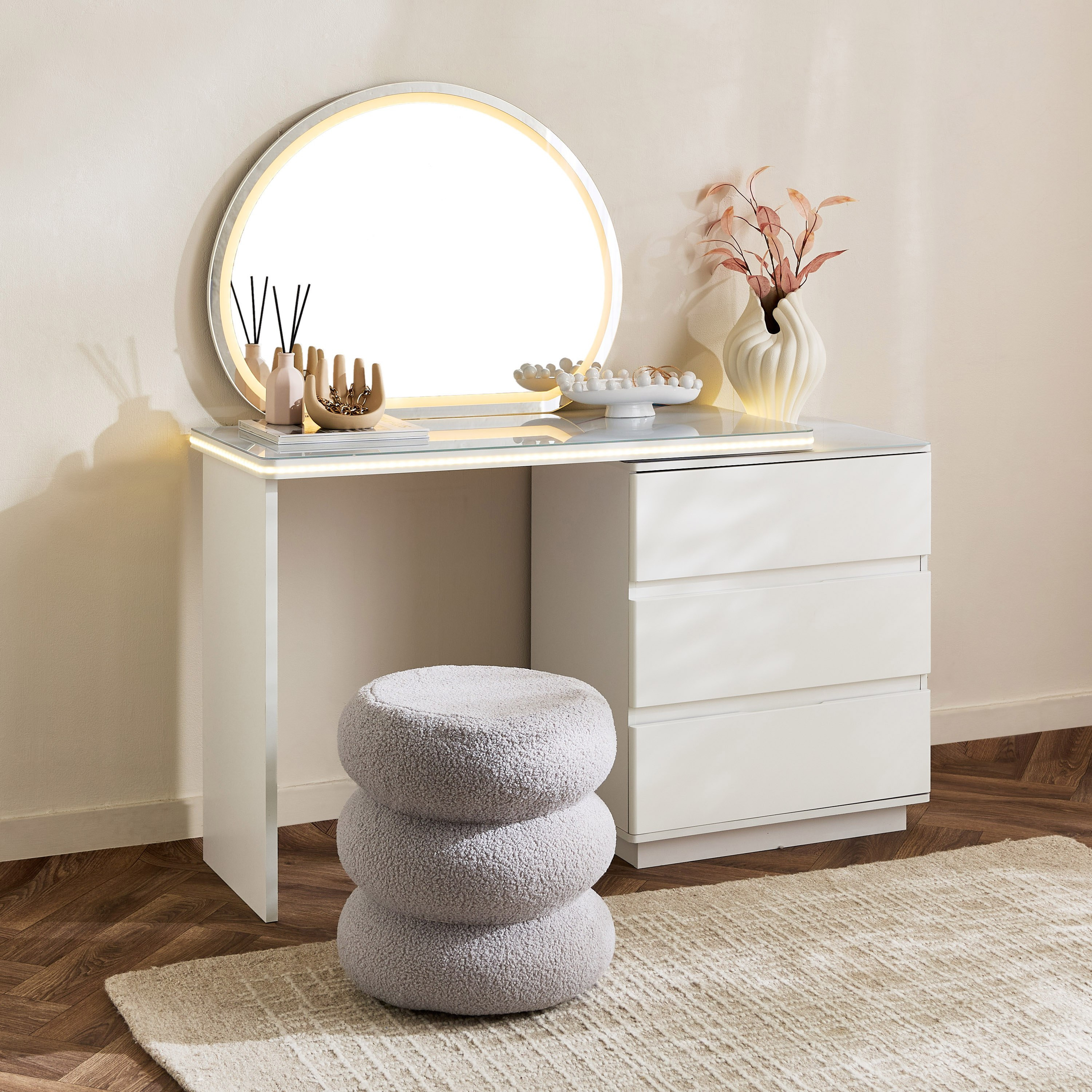 تسريحة ذكية بـ3 أدراج ومرآة من مارويل تشيستر-hbxfurniture-bedroom-dressersandmirrors-image-7