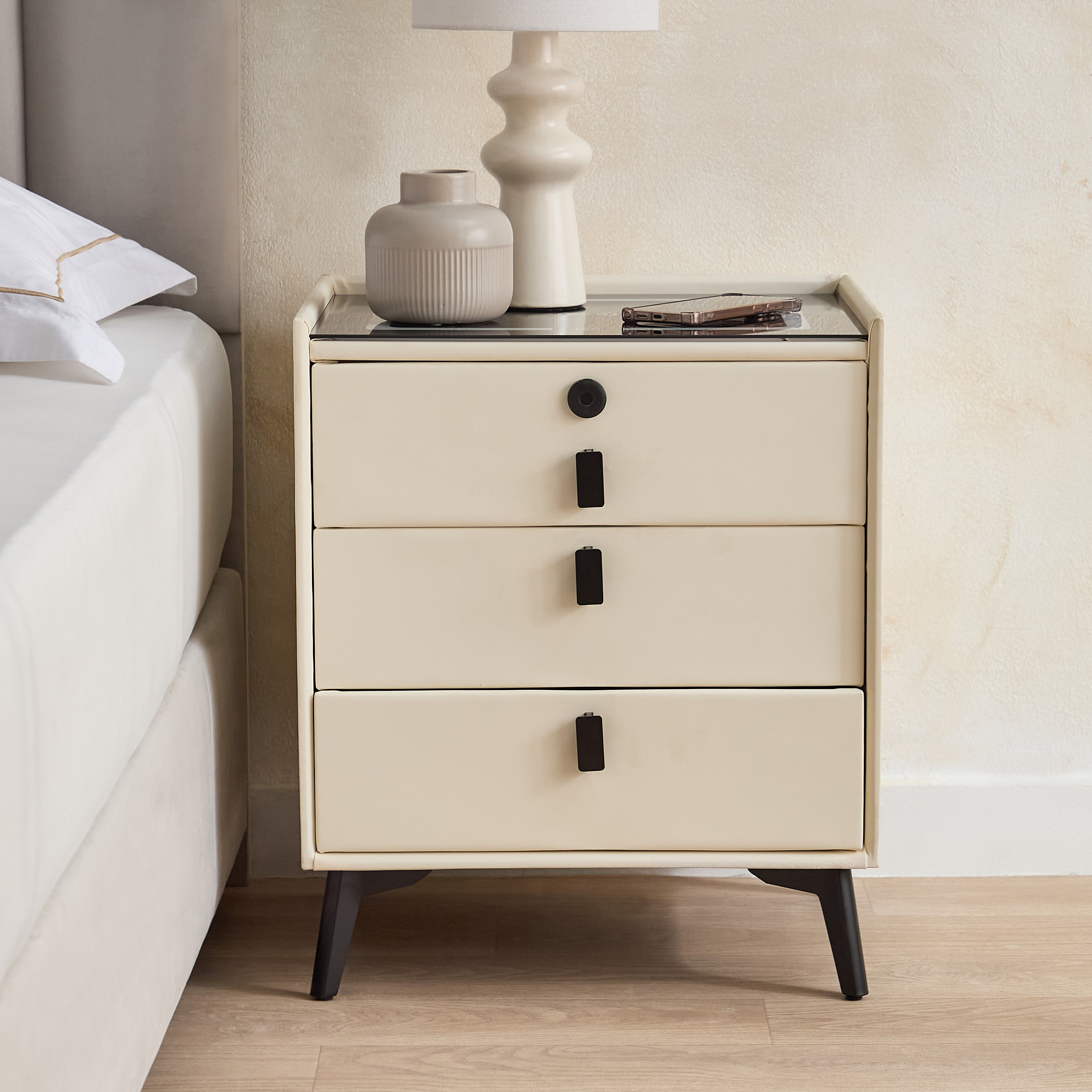 Ibiza Nxt Smart 3-Drawer Night Stand-PROMO_HB_UAE_HBX10_250526-image-4