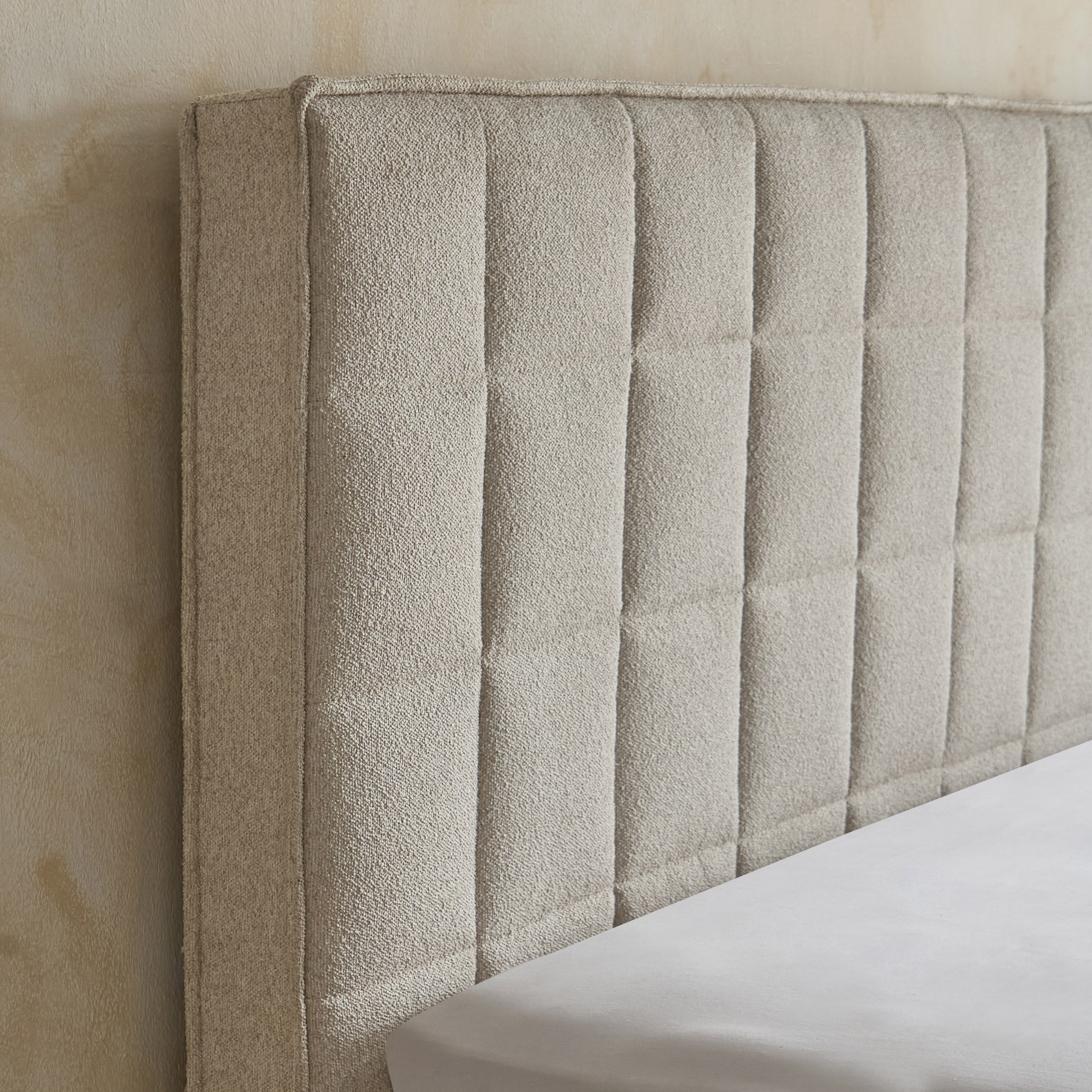 Movo Nordica Ultima Upholstered Hydraulic Storage King Bed - 180x200 cm-hbxfurniture-bedsandbedsets-beds-king-image-4
