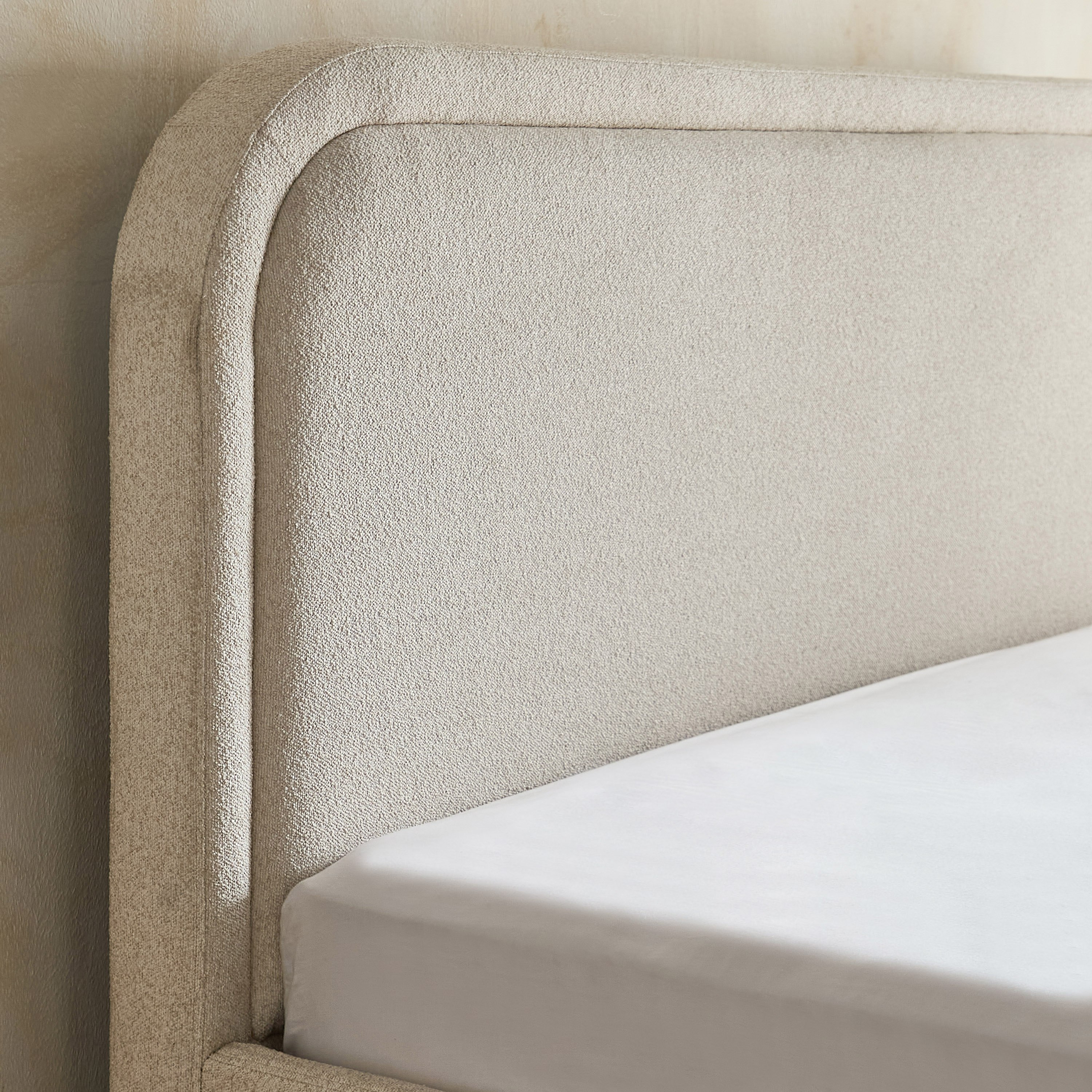 Movo Nordica Opal Upholstered Hydraulic Storage King Bed - 180x200 cm-hbxfurniture-bedsandbedsets-beds-king-image-4