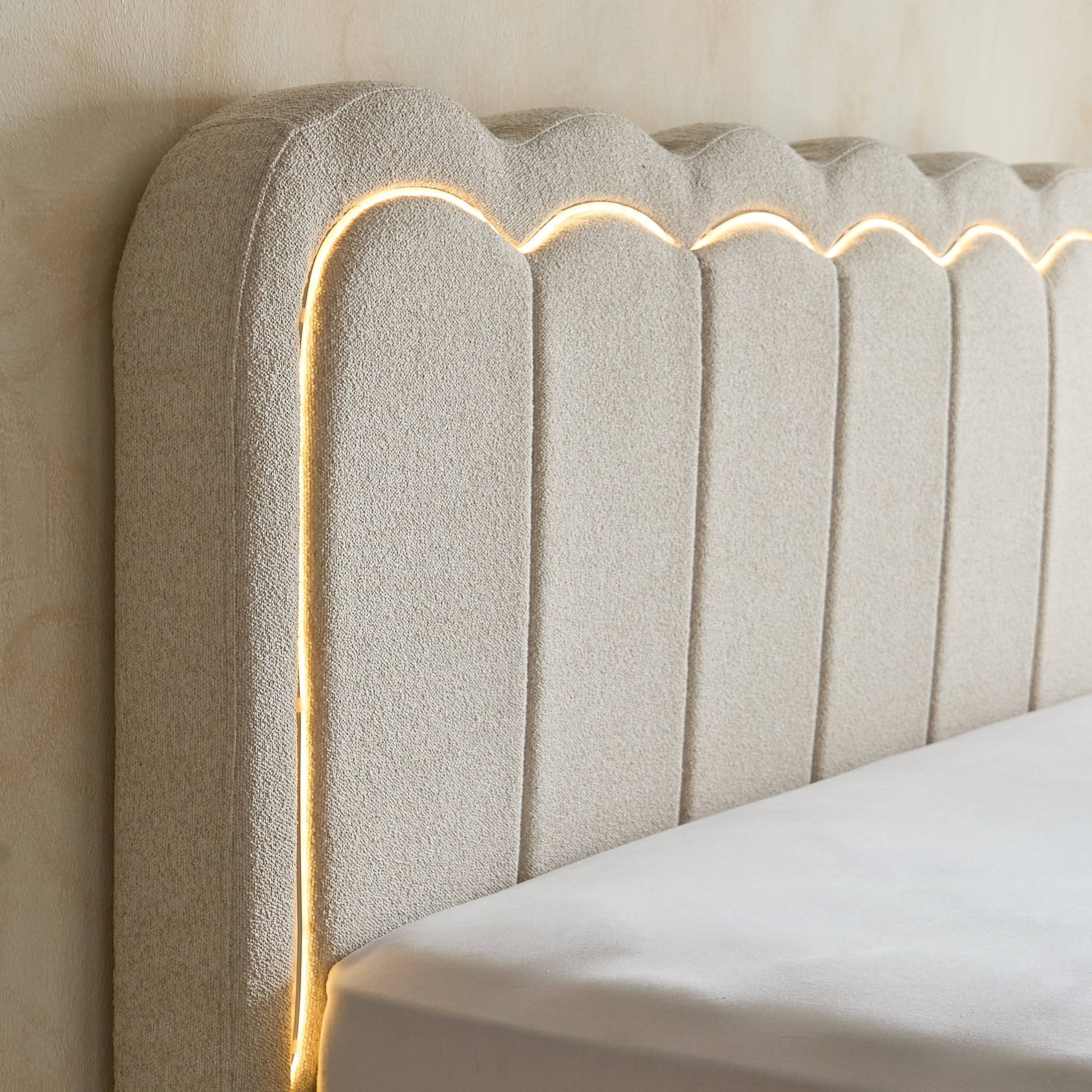 Movo Island Luxen Smart Upholstered King Bed - 180x200 cm-hbxfurniture-bedsandbedsets-beds-king-image-5