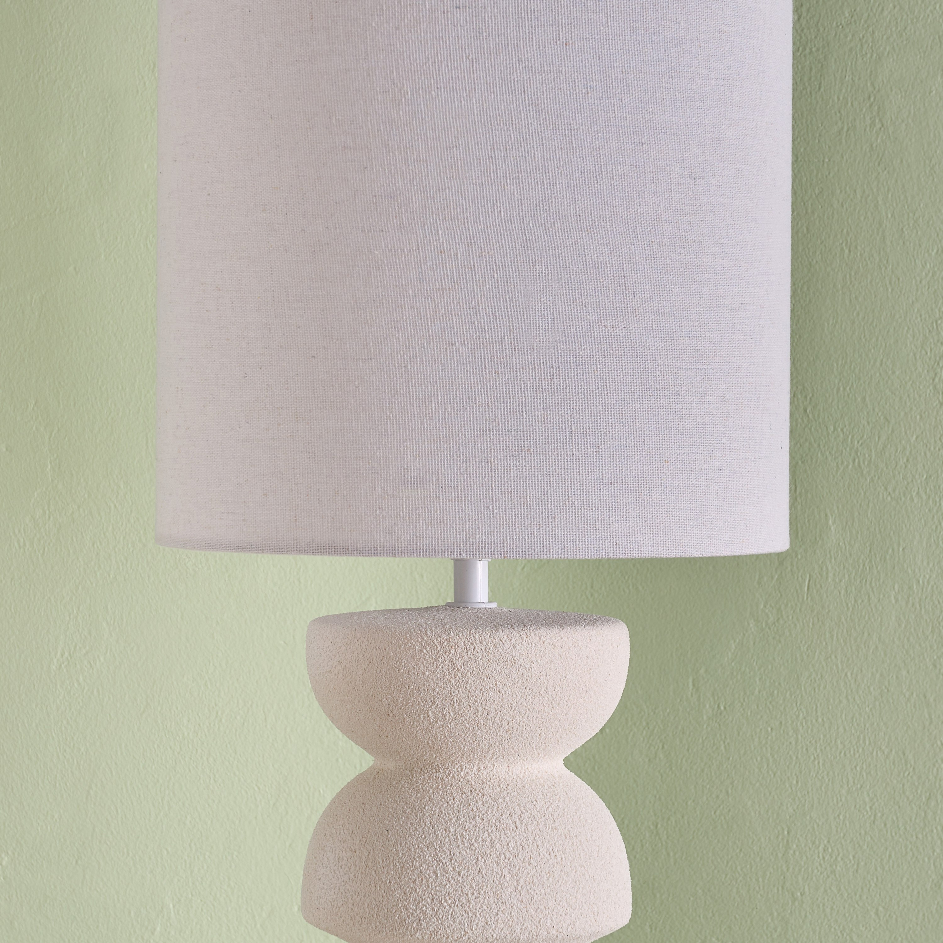 مصباح طاولة سيراميك مع غطاء كتان من ماربيلا - 24x24x67.5 سم-hbxlivingroom-lighting-tablelamps-image-7