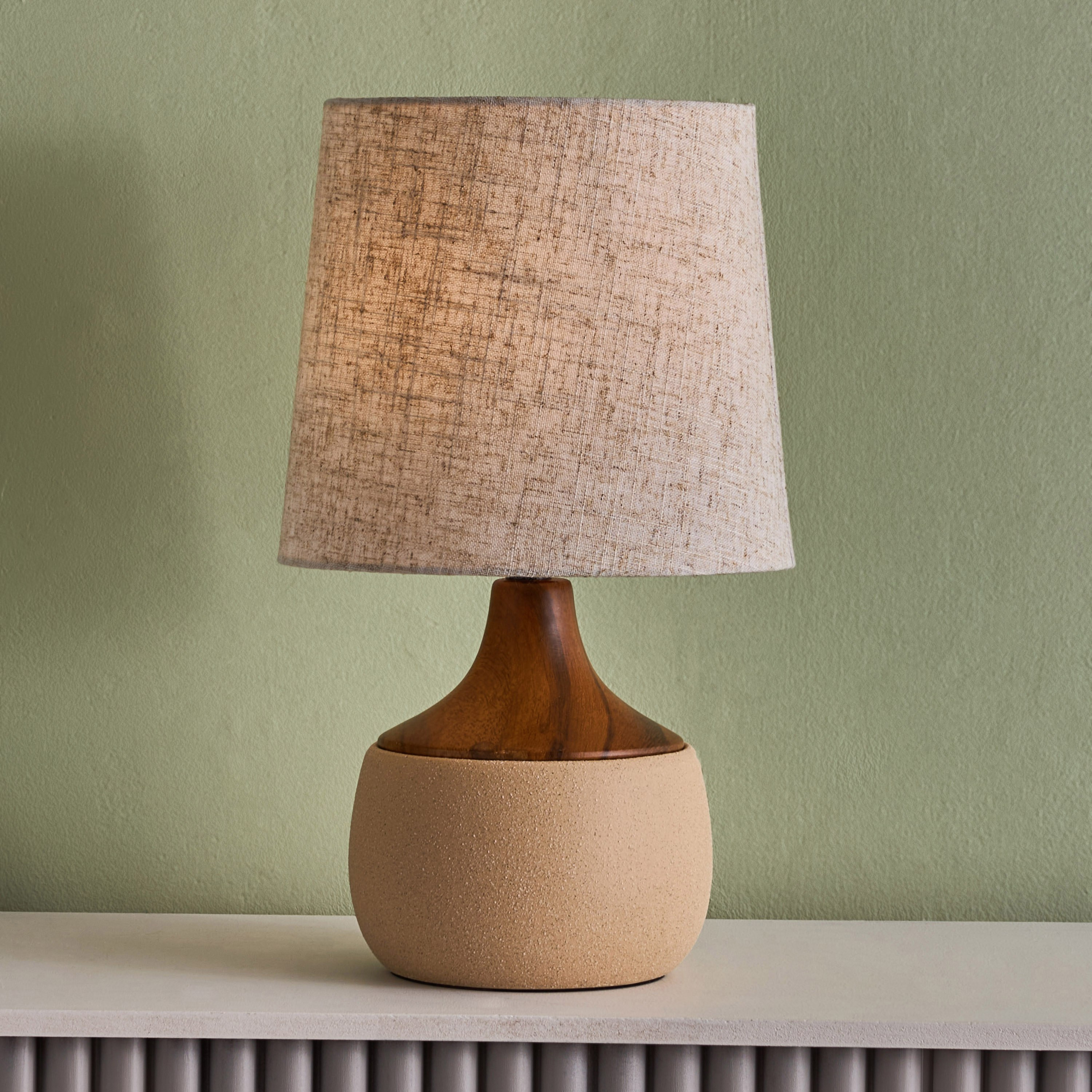 مصباح طاولة سيراميك مع غطاء كتان من ماربيلا - 24x24x40.5 سم-hbxlivingroom-lighting-tablelamps-image-6