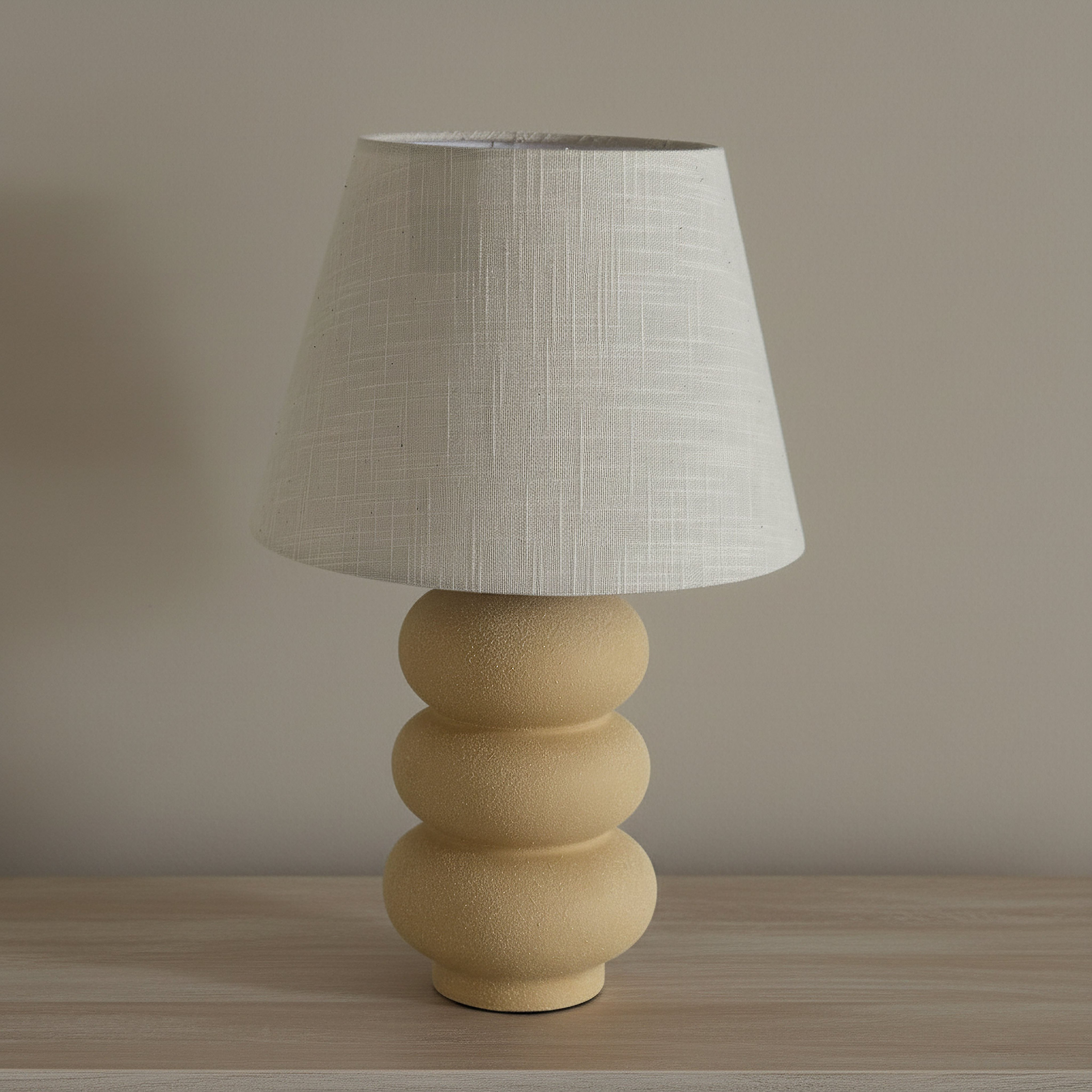 مصباح طاولة سيراميك مع غطاء كتان من ماربيلا - 27.5x27.5x43 سم-hbxlivingroom-lighting-tablelamps-image-1