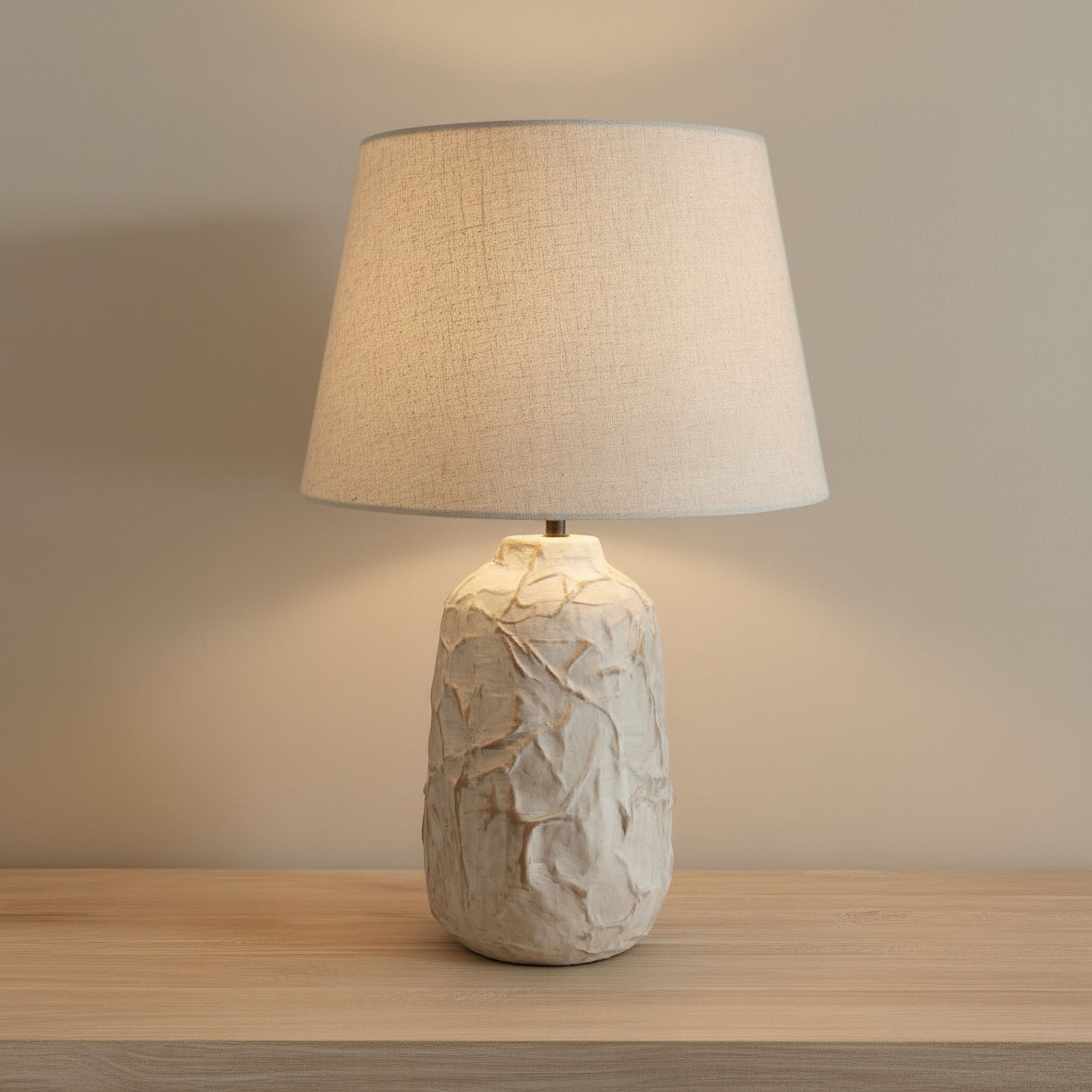 مصباح طاولة سيراميك مطلي بغطاء كتان من ماربيلا - 35x35x54 سم-hbxlivingroom-lighting-tablelamps-image-2