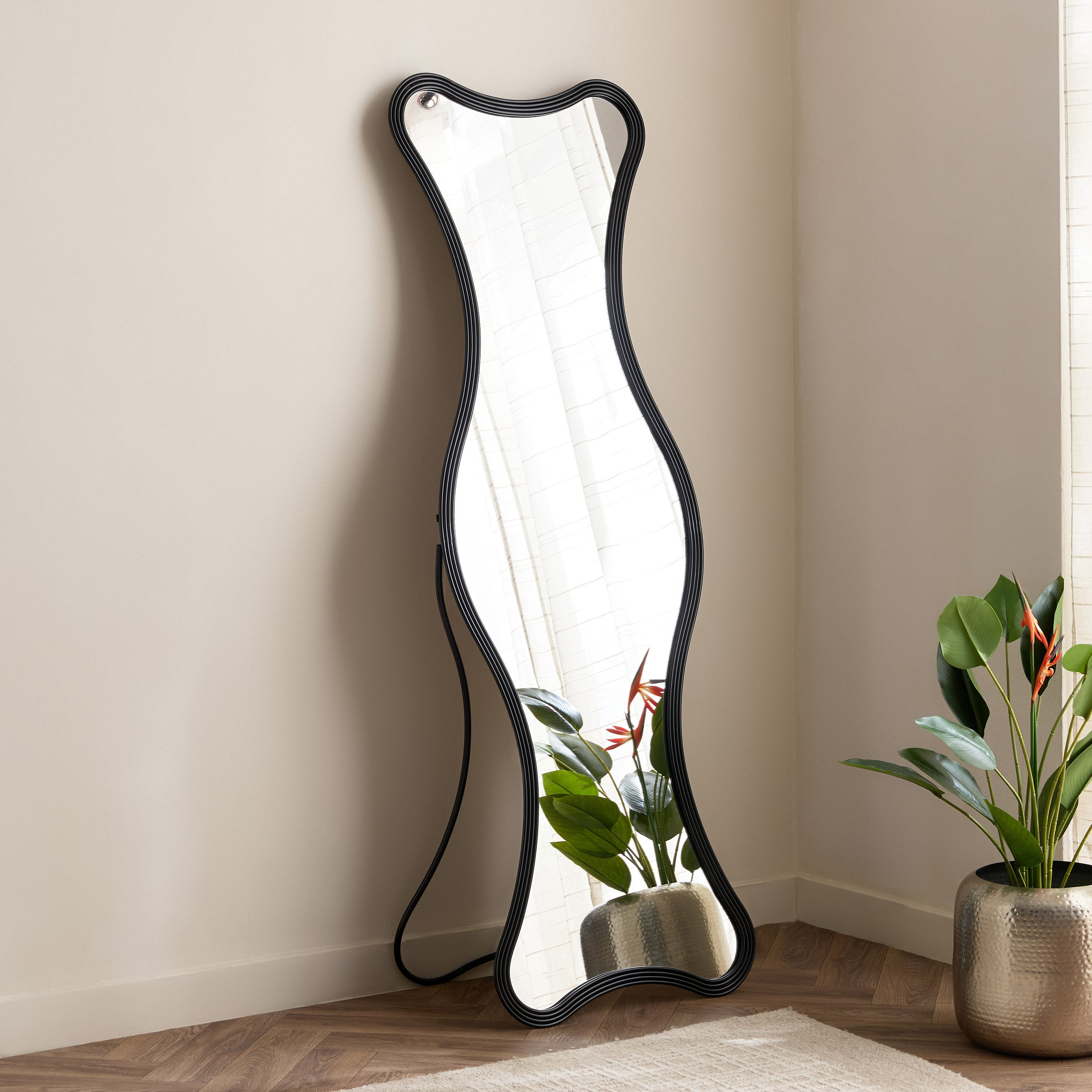 Aayra Luxe Metal Wavy Stand Mirror - 58.5x41x180 cm-PROMO_HB_BAH_THRESHOLD_Homeware_100426-image-5