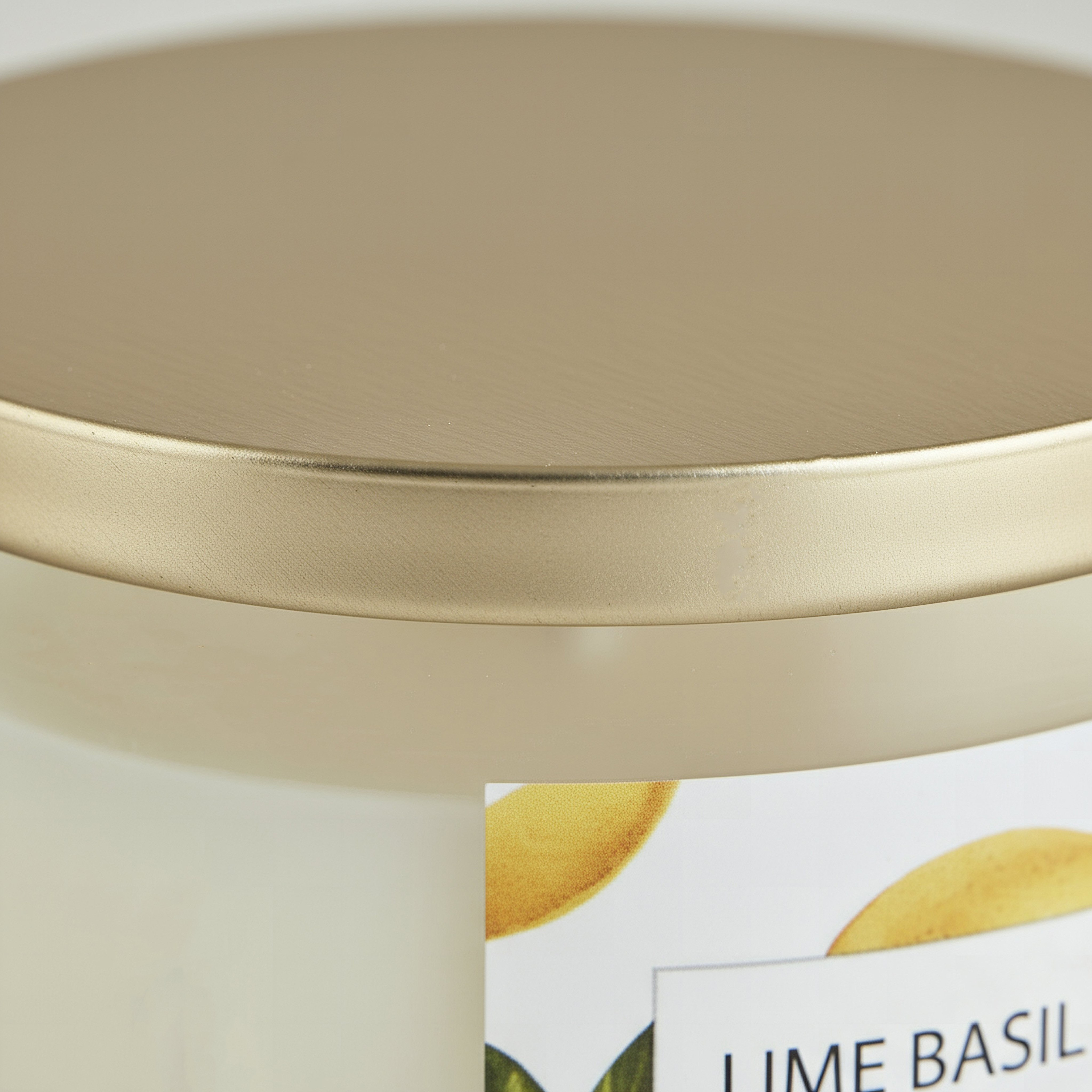 Aure Blown 510 g Lime Basil Mandarin Jar Candle with Metal Lid - 10.7x13.2 cm-hbxlivingroom-decorandaccessories-candles-image-3