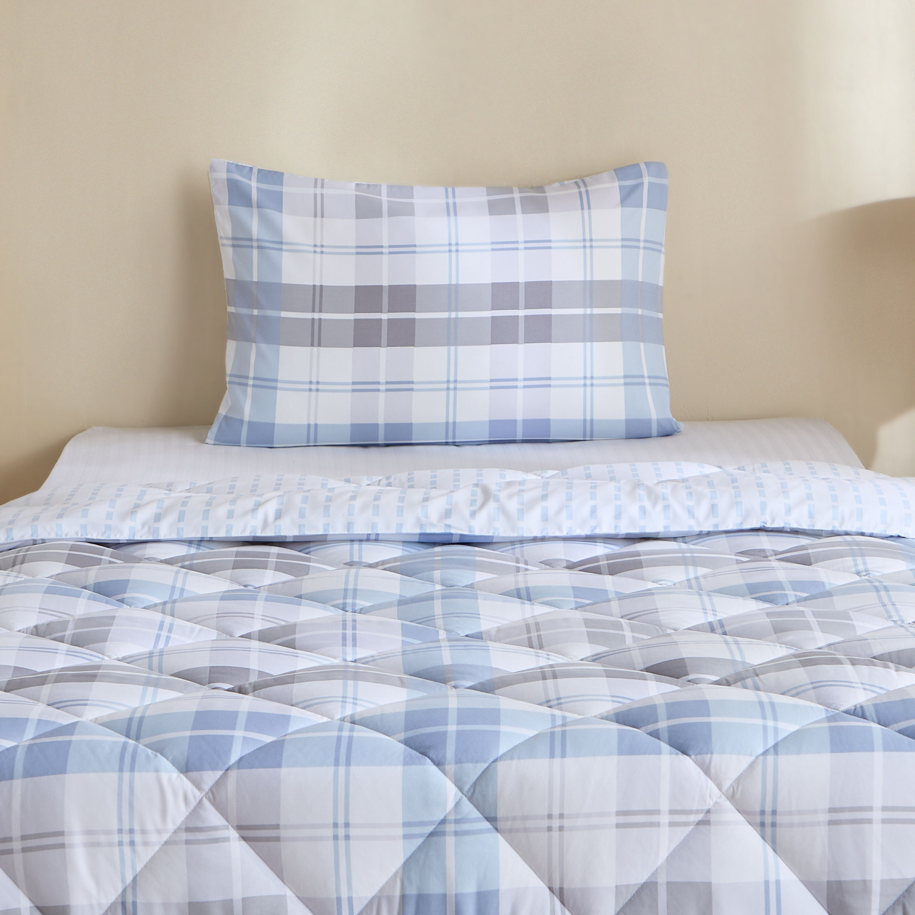 Madrid Plaid 2-Piece Microfiber Twin Reversible Comforter Set - 160x220+50x75 cm-hbxhomeware-hbxbedroom-image-2