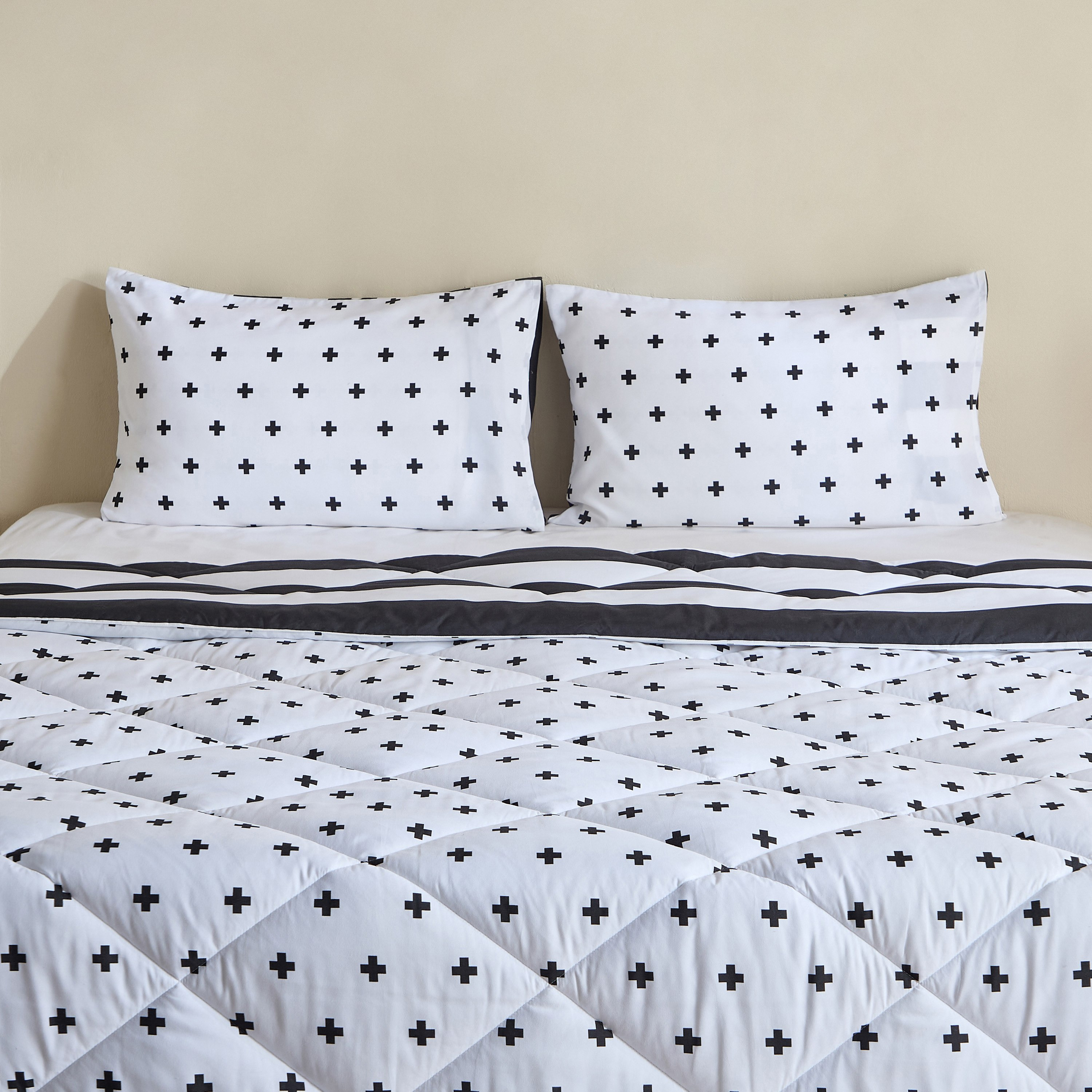 Madrid 3-Piece Scandi Print Microfiber King Reversible Comforter Set - 220x240 cm-hbxhomeware-hbxbedroom-image-3