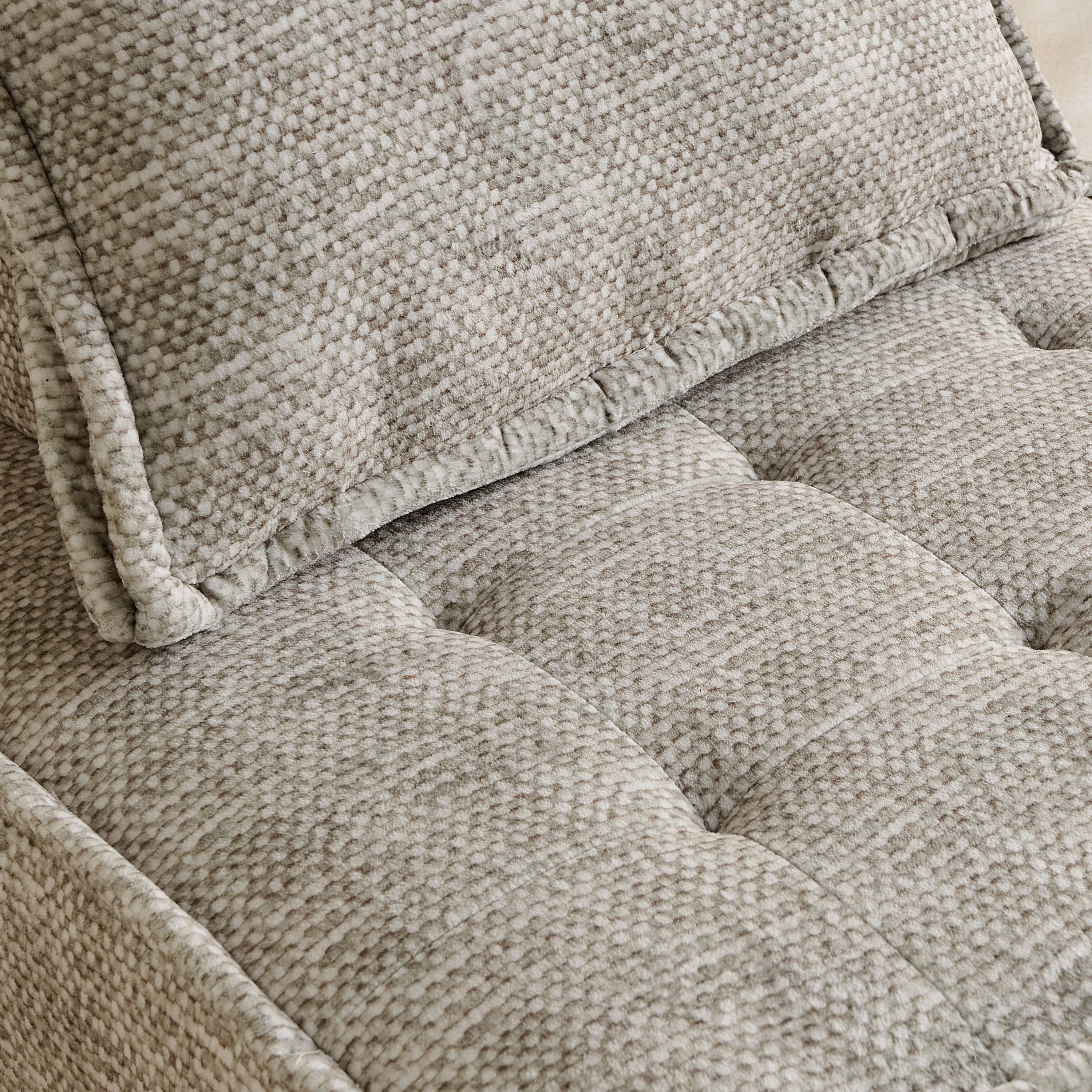 Movo Diyar Fabric Majlis Chair-hbxlivingroom-sofasandarmchairs-modularsofas-image-4