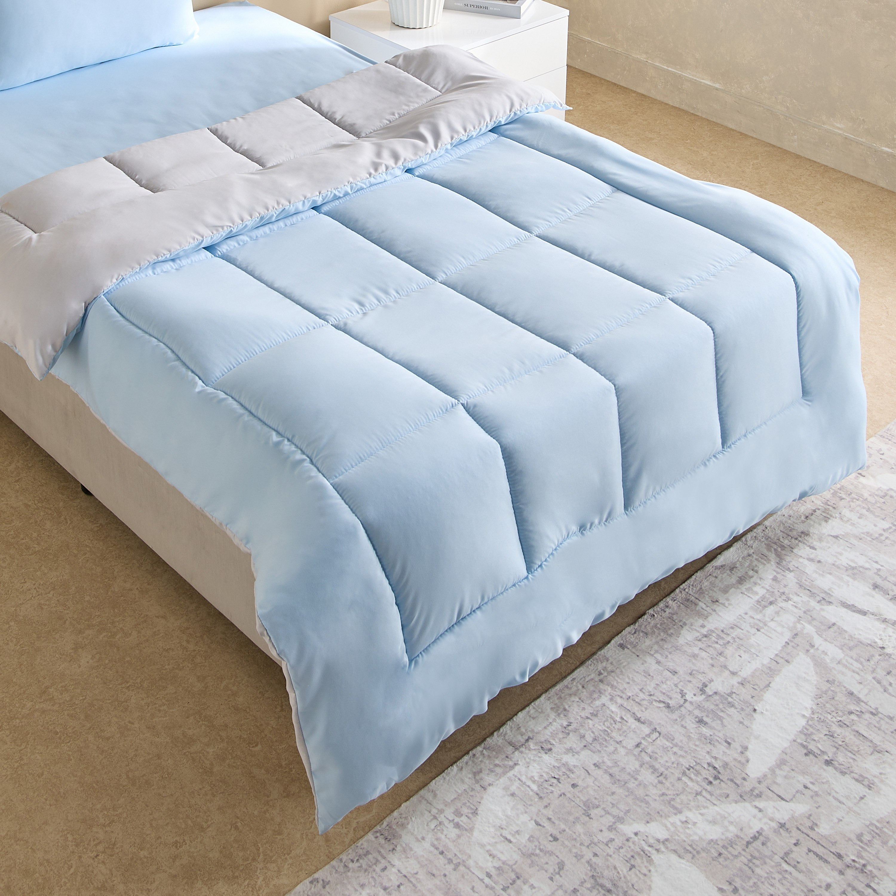 طقم لحاف فردي قابل للعكس من الألياف الدقيقة 3 قطع من لونو سليب إيز هوتيل - 135×220 سم-hbxhomeware-hbxbedroom-image-4