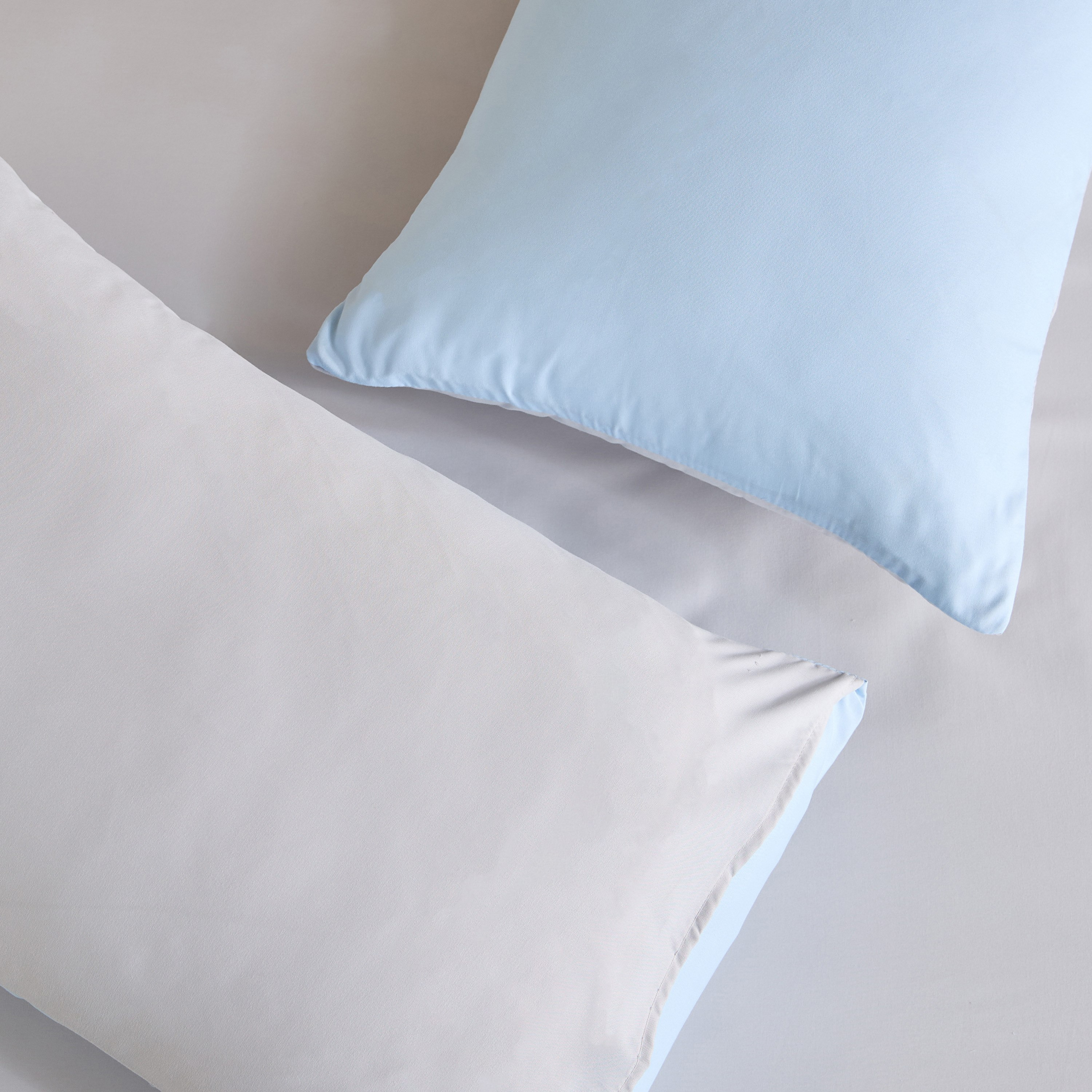 Luno Sleep Ease Hotel Collection 4-Piece Reversible Microfibre Twin BIAB Comforter Set - 160x220 cm-hbxhomeware-hbxbedroom-image-5