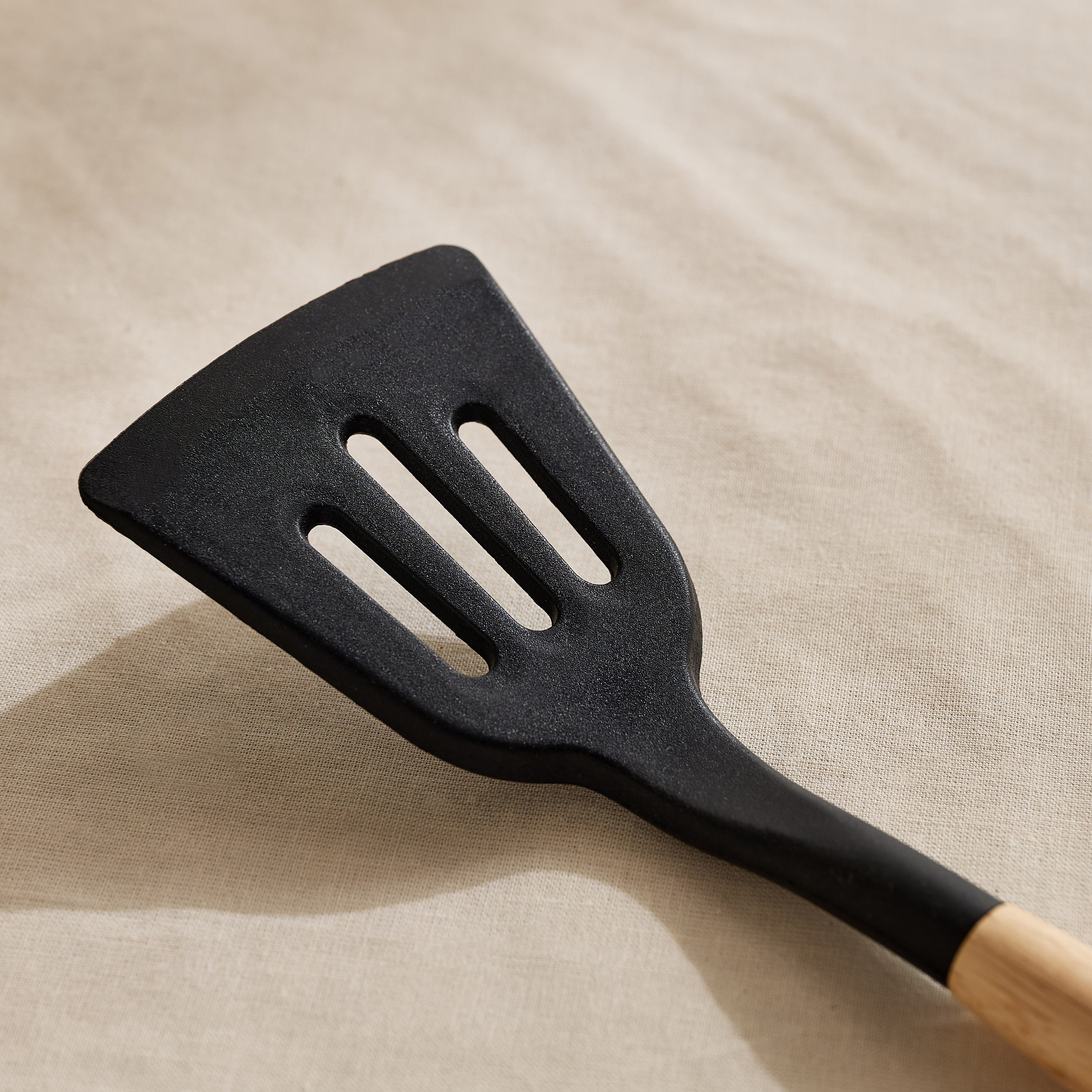 ملعقة تقليب بفتحات من ناتشوريل - 31.5 سم-hbxhomeware-hbxkitchen-image-7