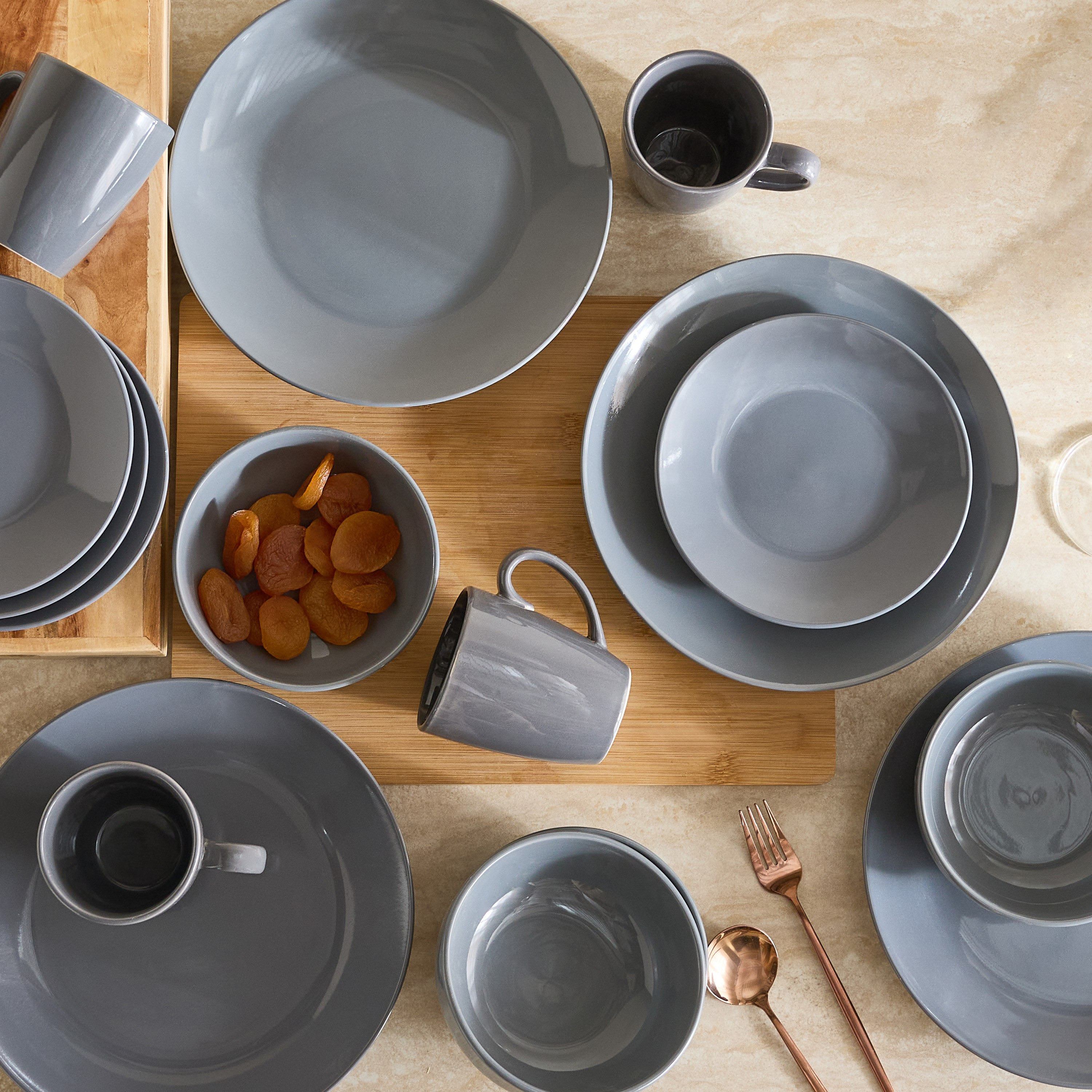 طقم عشاء لامع 16 قطعة من إليجنزا - يخدم 4 أفراد-hbxdiningroom-tabletop-dinnersets-image-1