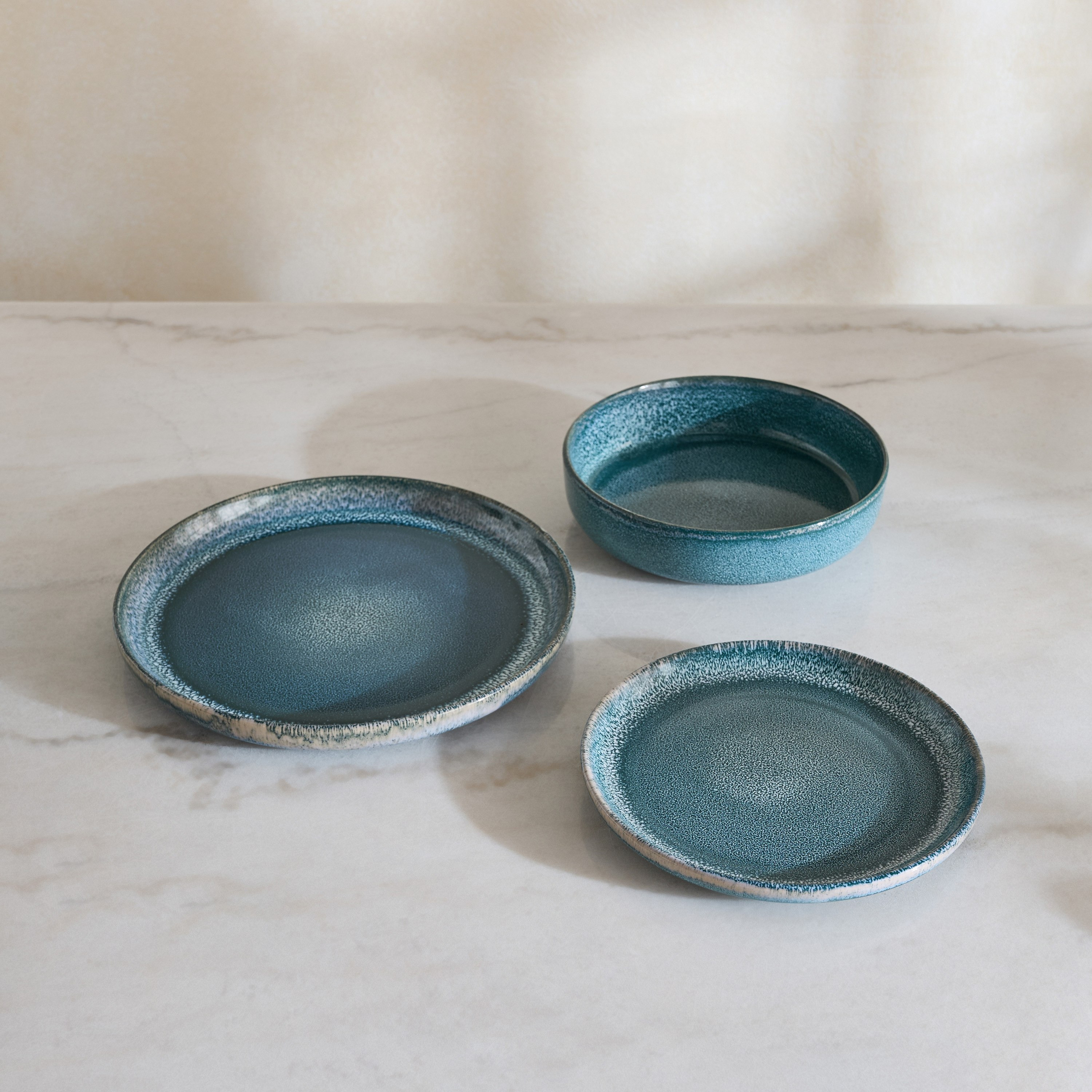 طقم عشاء 12 قطعة من إليجنزا - يخدم 4 أفراد-hbxdiningroom-tabletop-dinnersets-image-2