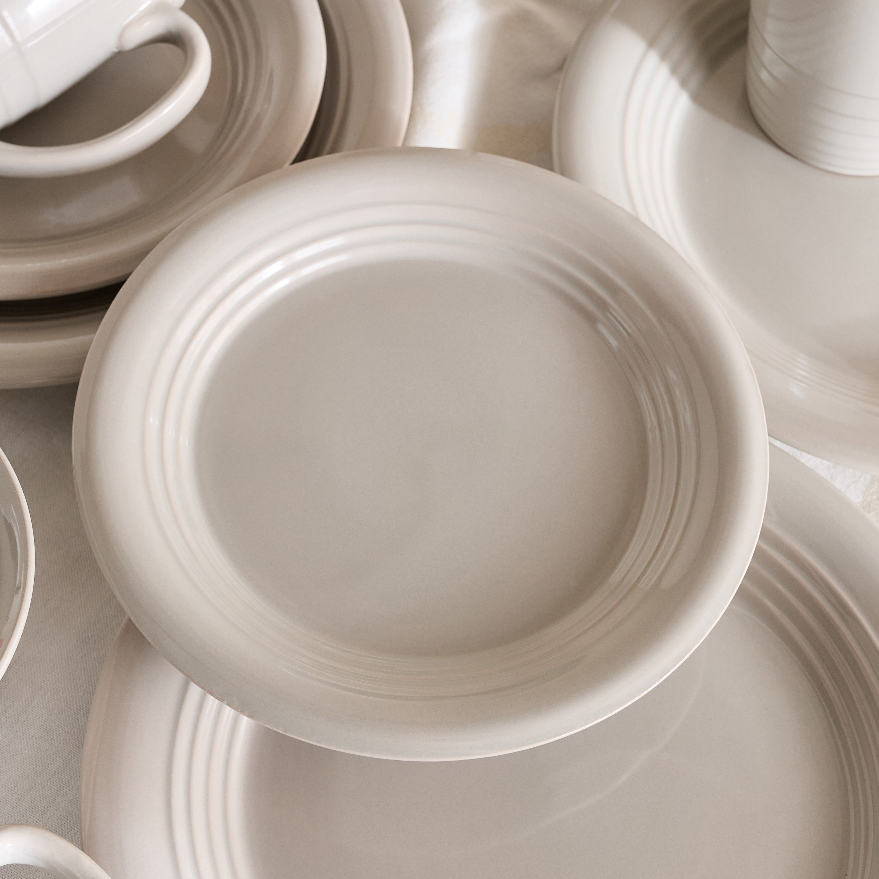 طقم عشاء منقوش 16 قطعة من إليجنزا - يخدم 4 أفراد-hbxdiningroom-tabletop-dinnersets-image-3