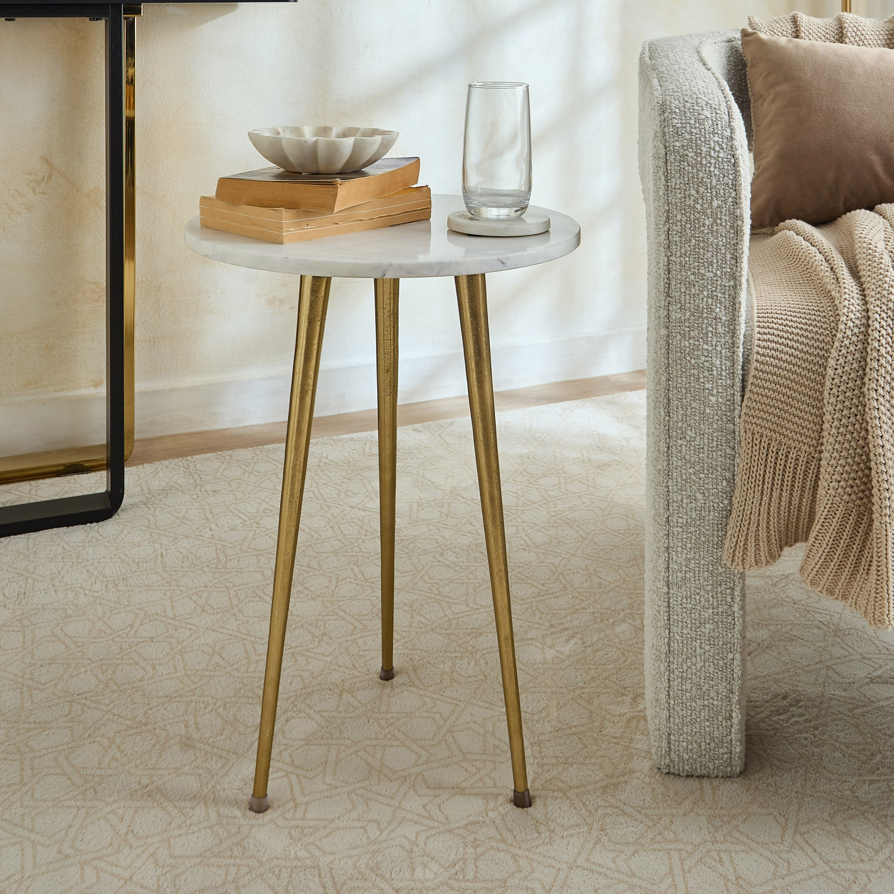 طاولة زينة رخام أصلي من نارفيك-hbxfurniture-livingroom-endtables-image-1
