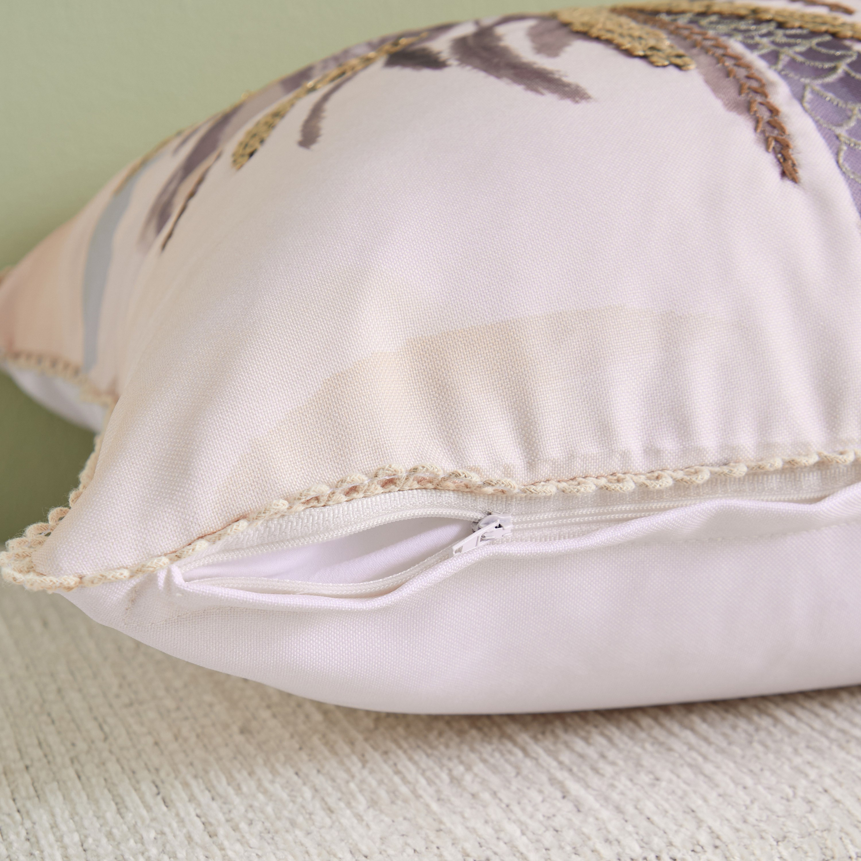 وسادة محشوة بتصميم نخل من صحارا - 50x50 سم-hbxlivingroom-furnishings-cushionsandcovers-filledcushions-image-3