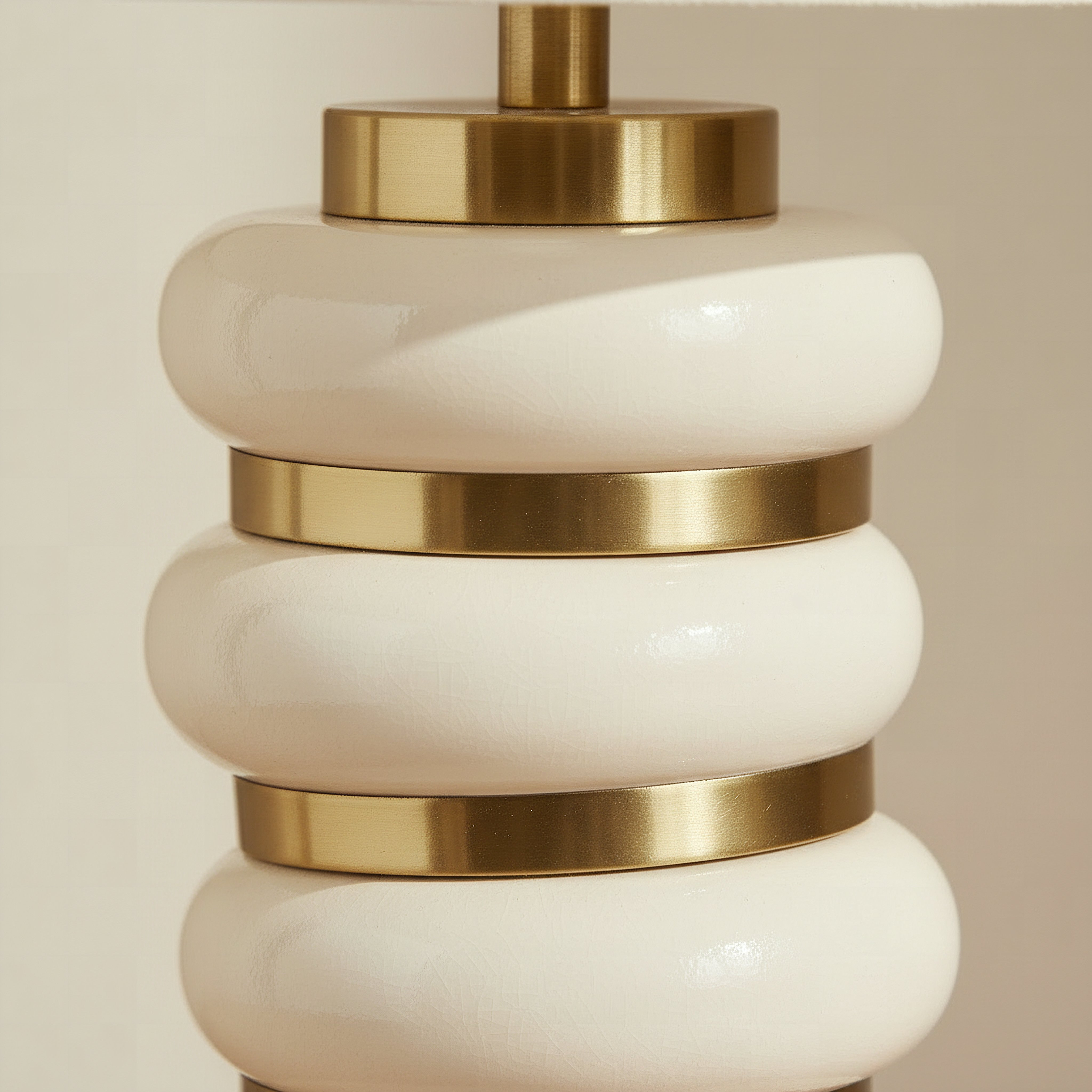 مصباح طاولة معدن وسيراميك بغطاء كتان من زيستون - 52 سم-hbxlivingroom-lighting-tablelamps-image-4