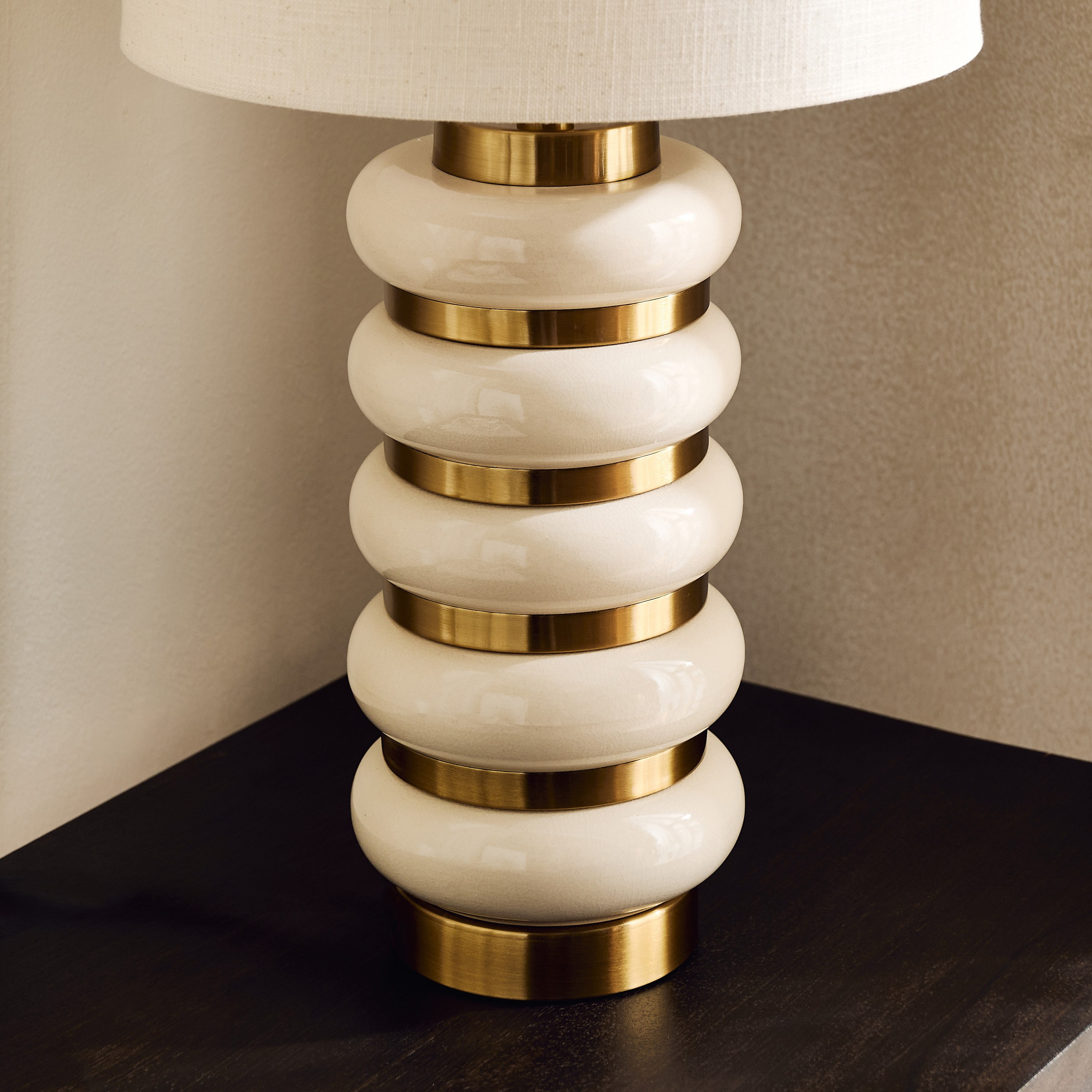 مصباح طاولة معدن وسيراميك بغطاء كتان من زيستون - 52 سم-hbxlivingroom-lighting-tablelamps-image-9