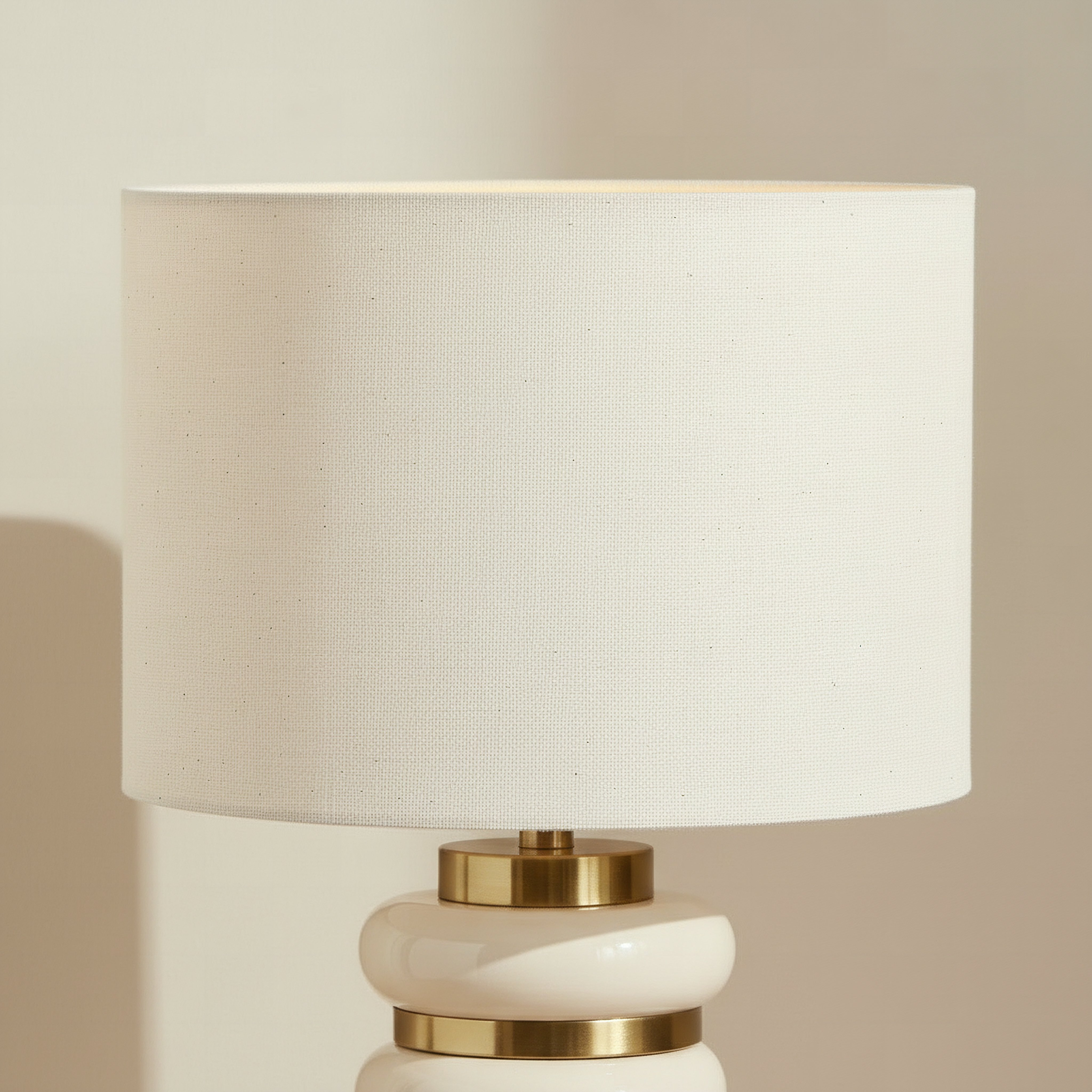 مصباح طاولة معدن وسيراميك بغطاء كتان من زيستون - 52 سم-hbxlivingroom-lighting-tablelamps-image-3