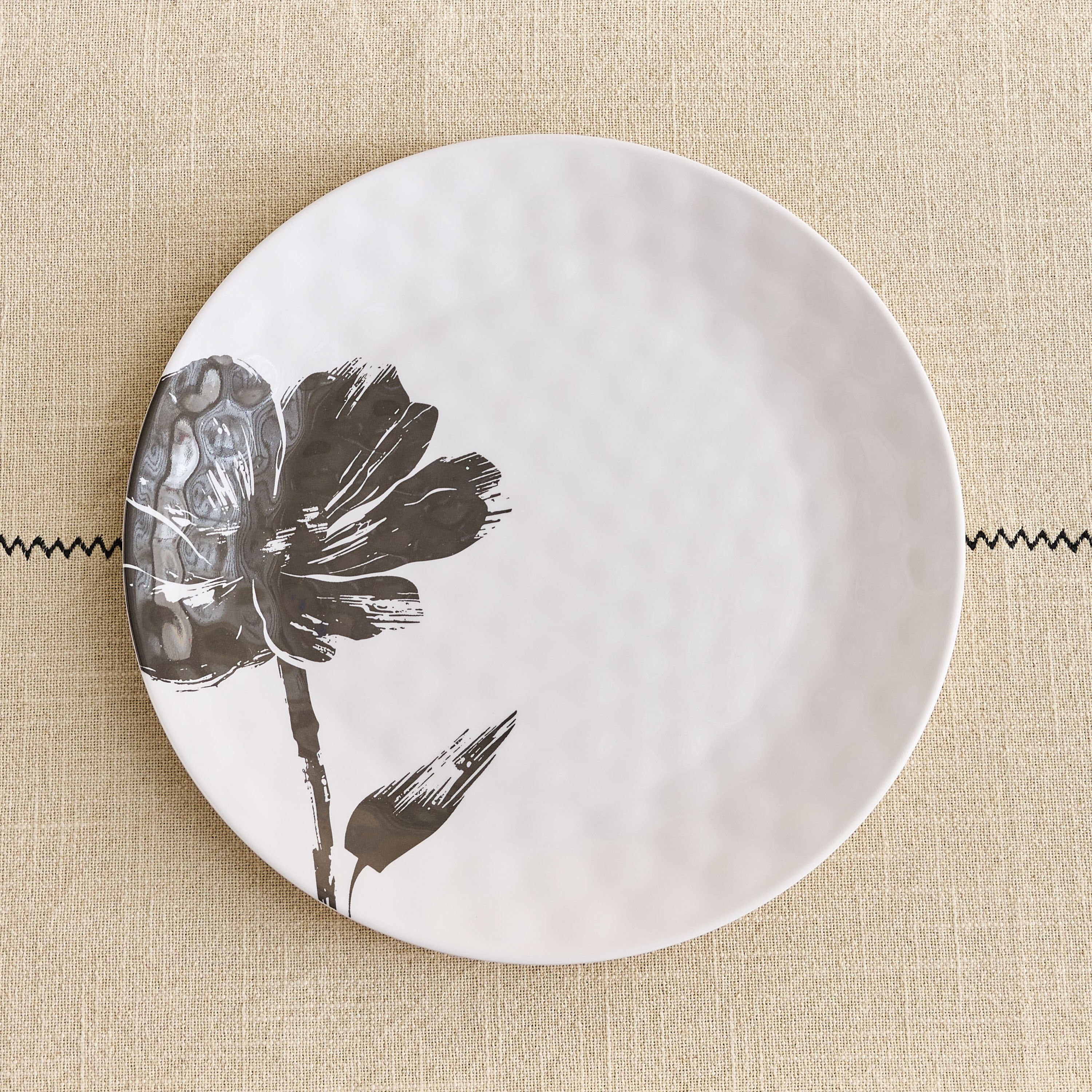صحن عشاء مطروق - 28 سم-hbxdecorandfurnishings-tabletop-crockery-image-6