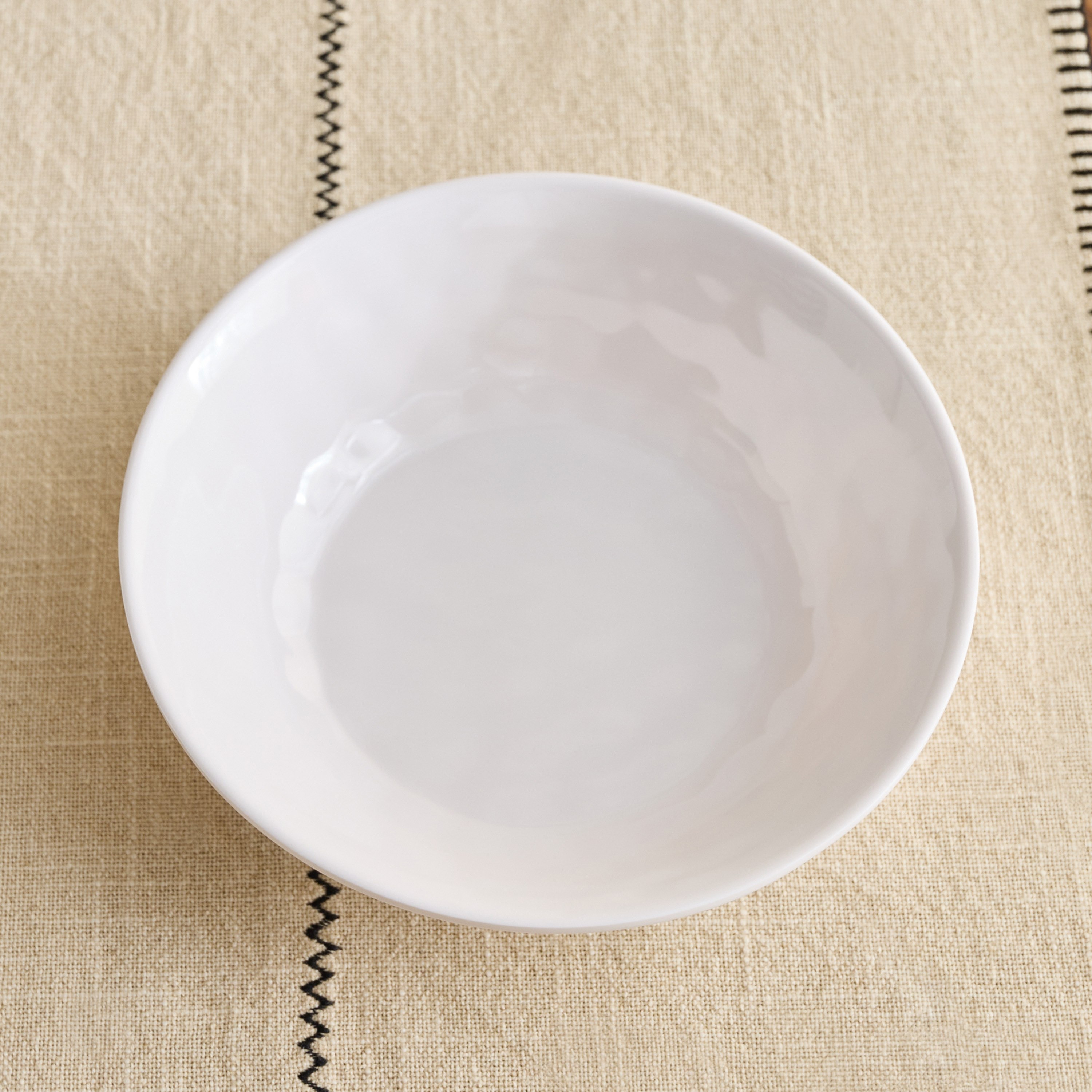 Hammered Large Cereal Bowl - 19 cm-hbxdecorandfurnishings-tabletop-crockery-image-5