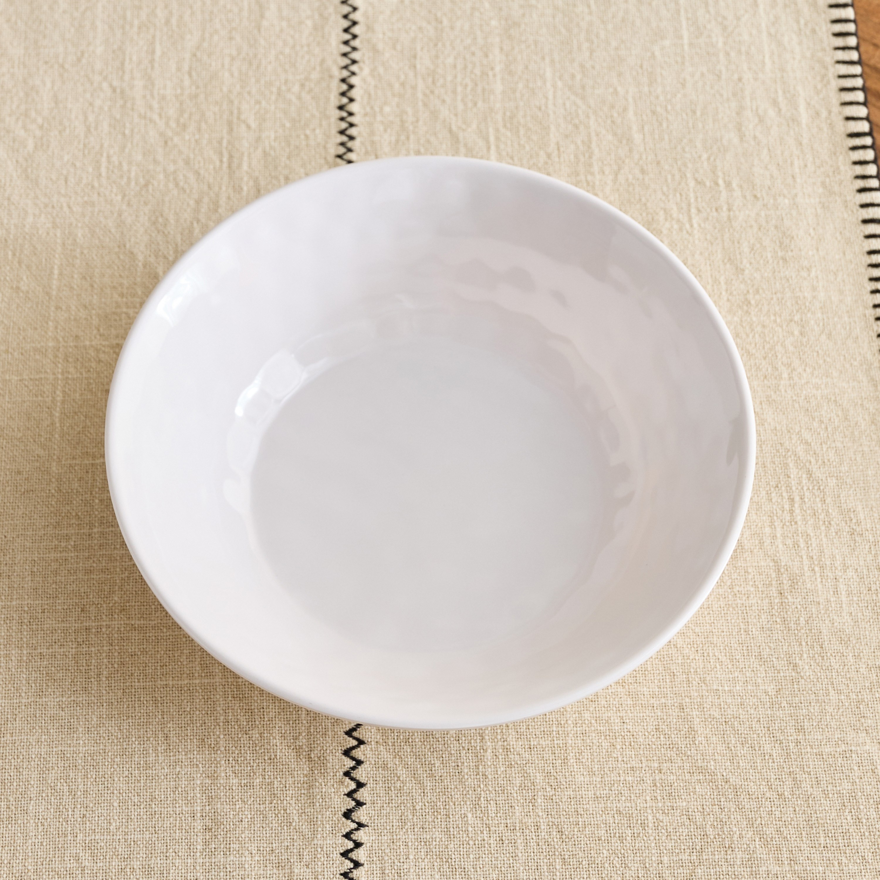 وعاء تقديم مطروق - 21 سم-hbxdecorandfurnishings-tabletop-crockery-image-2