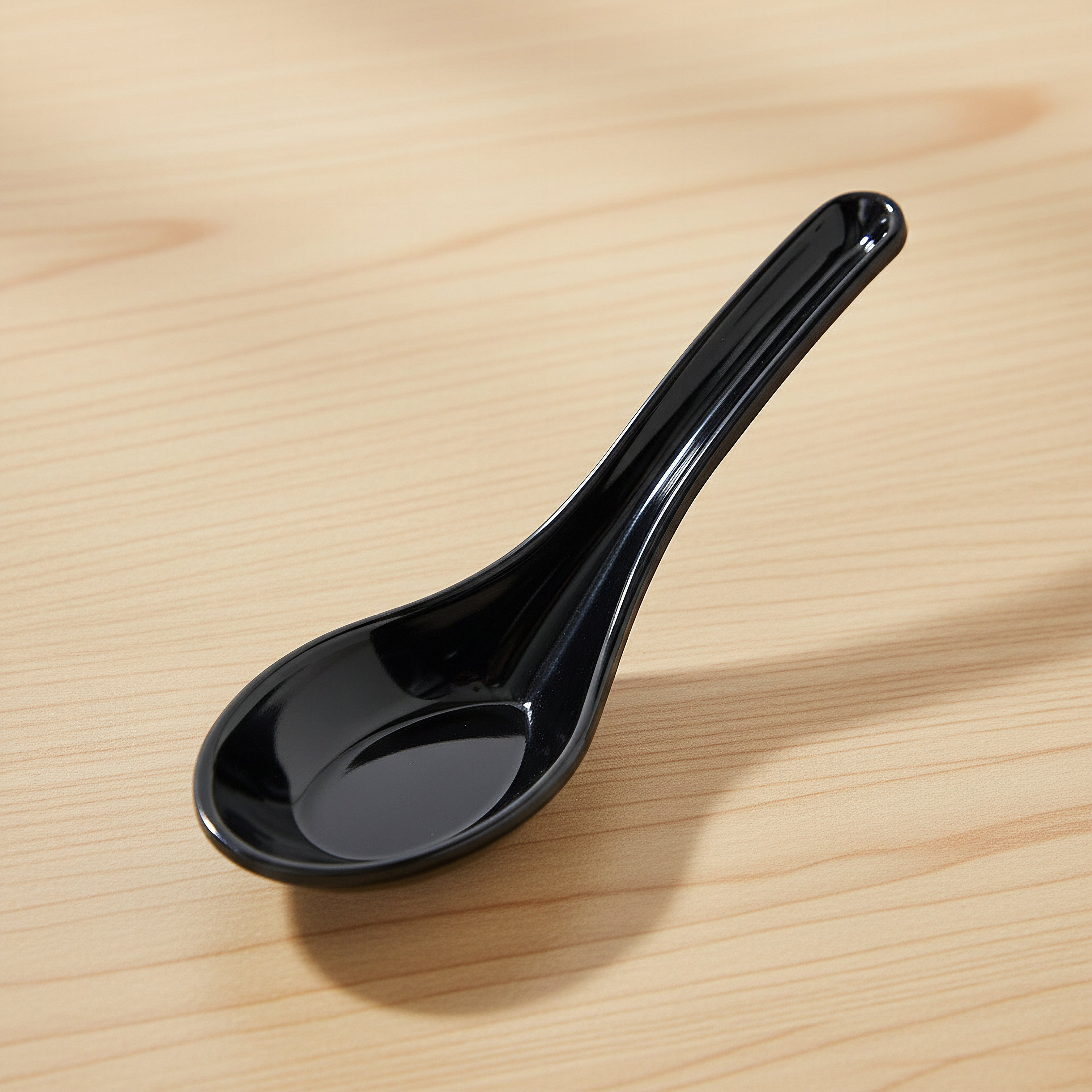 ملعقة شوربة كلاسيك - 14 سم-hbxdecorandfurnishings-tabletop-cutlery-image-1