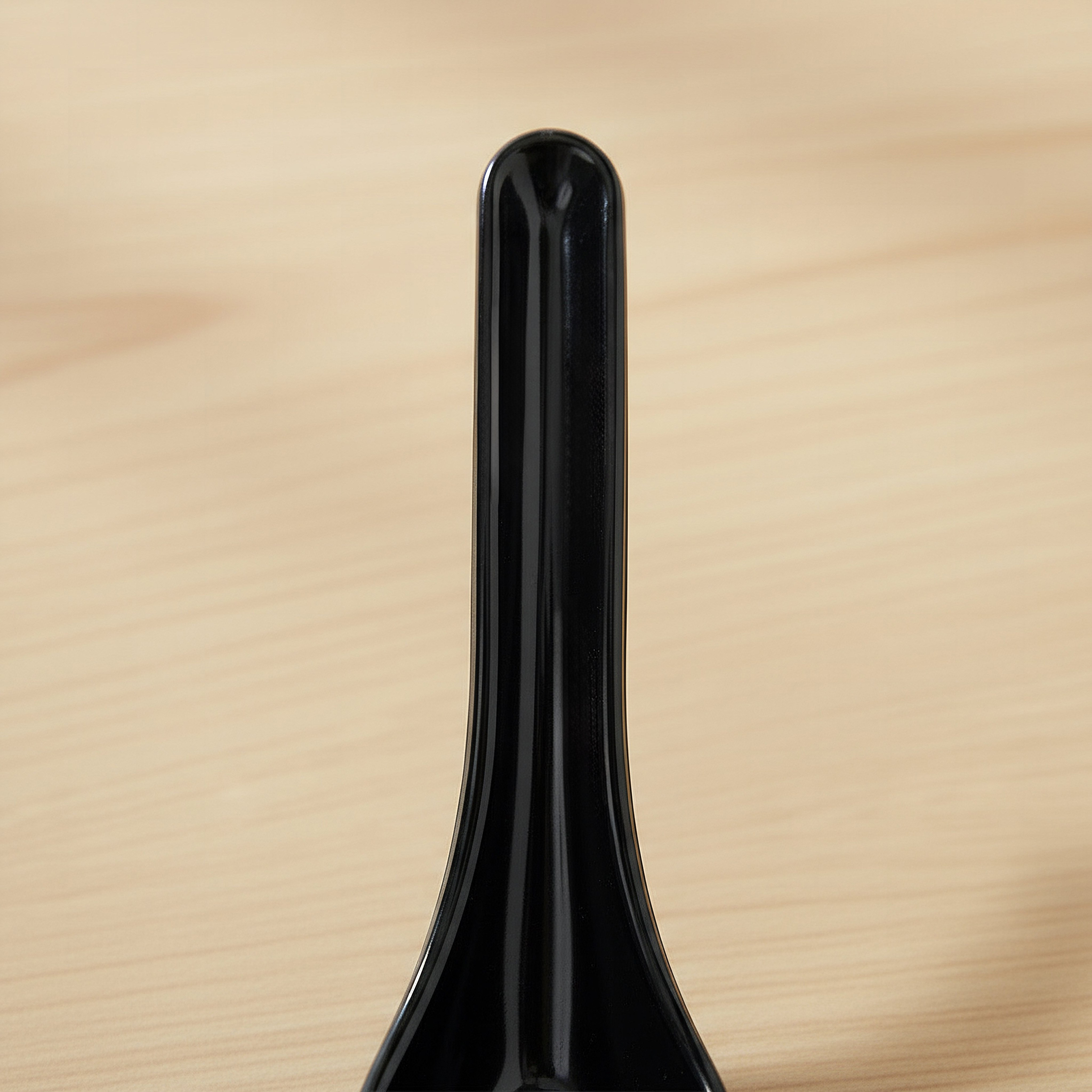 ملعقة شوربة كلاسيك - 14 سم-hbxdecorandfurnishings-tabletop-cutlery-image-2