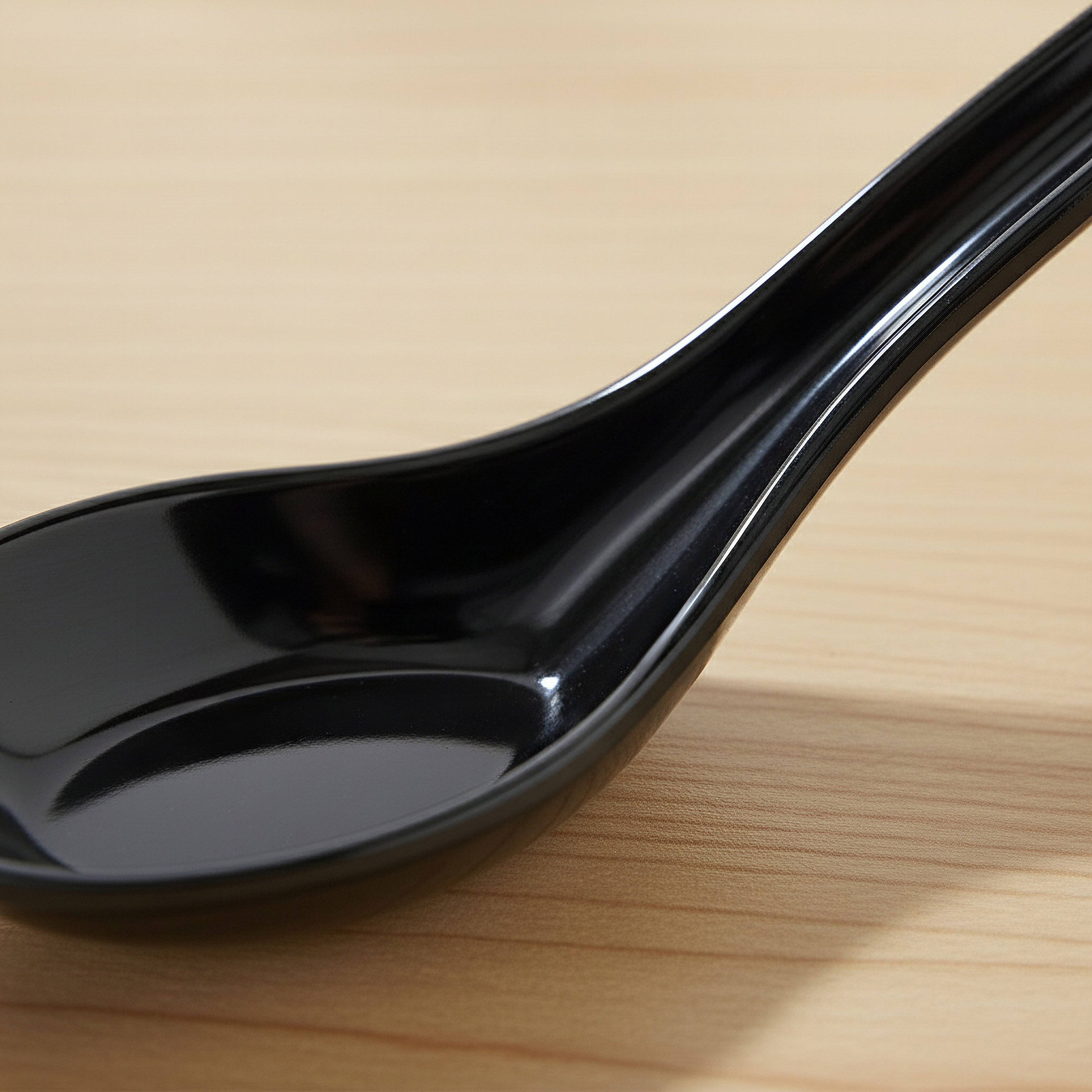 ملعقة شوربة كلاسيك - 14 سم-hbxdecorandfurnishings-tabletop-cutlery-image-3