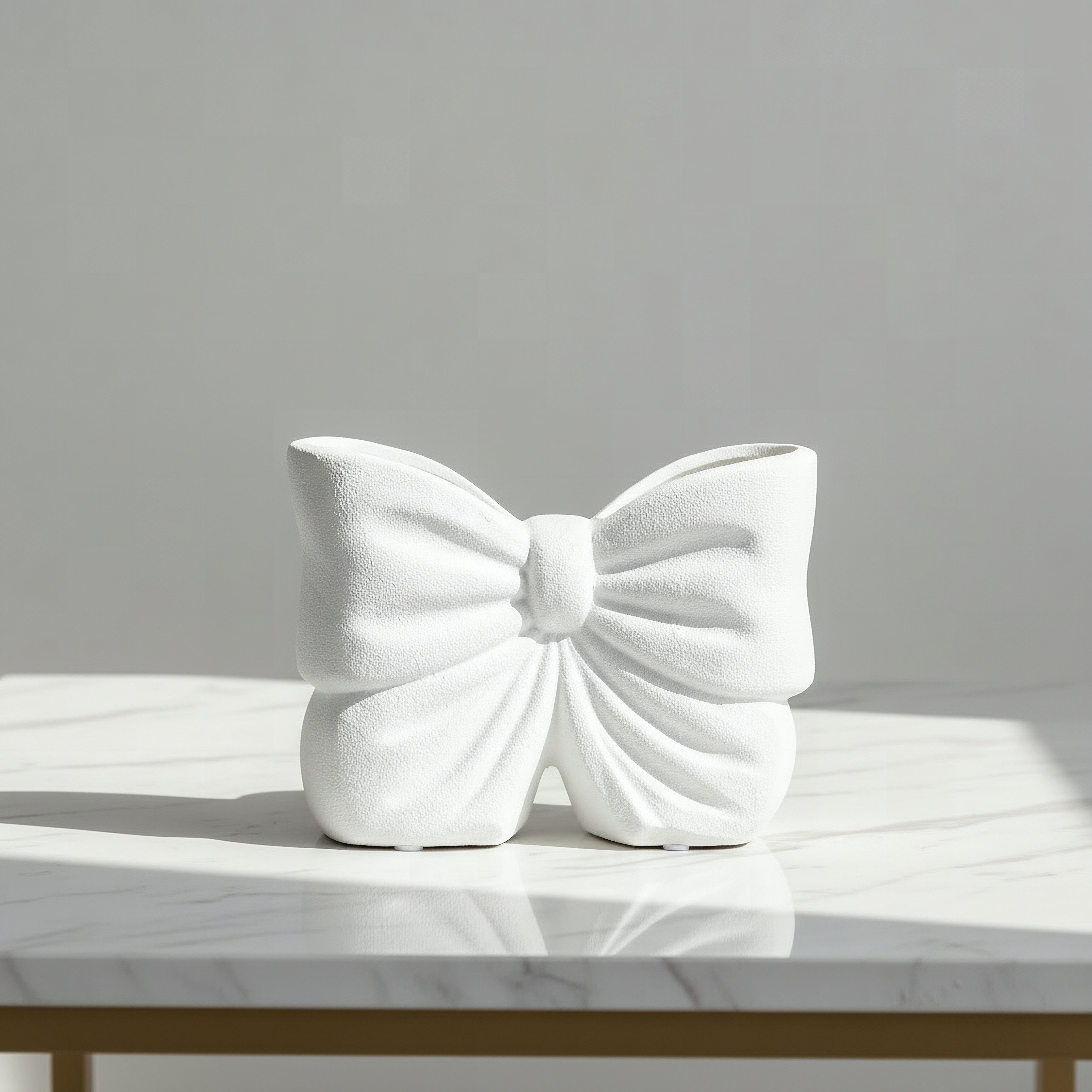 مزهرية ديكور سيراميك من أودري إيدن - 19.5x8x14.5 سم-hbxbedroom-decorandaccessories-vases-image-1