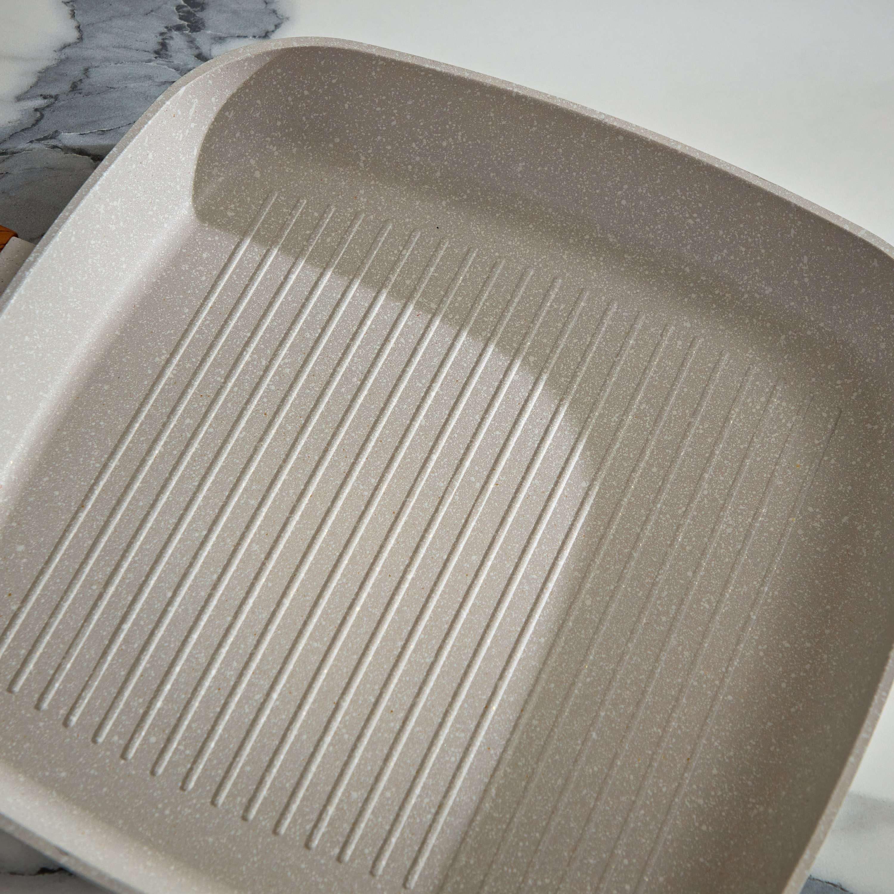 La Natura Forged Grill Pan with Induction - 28 cm-hbxhomeware-hbxkitchen-image-2
