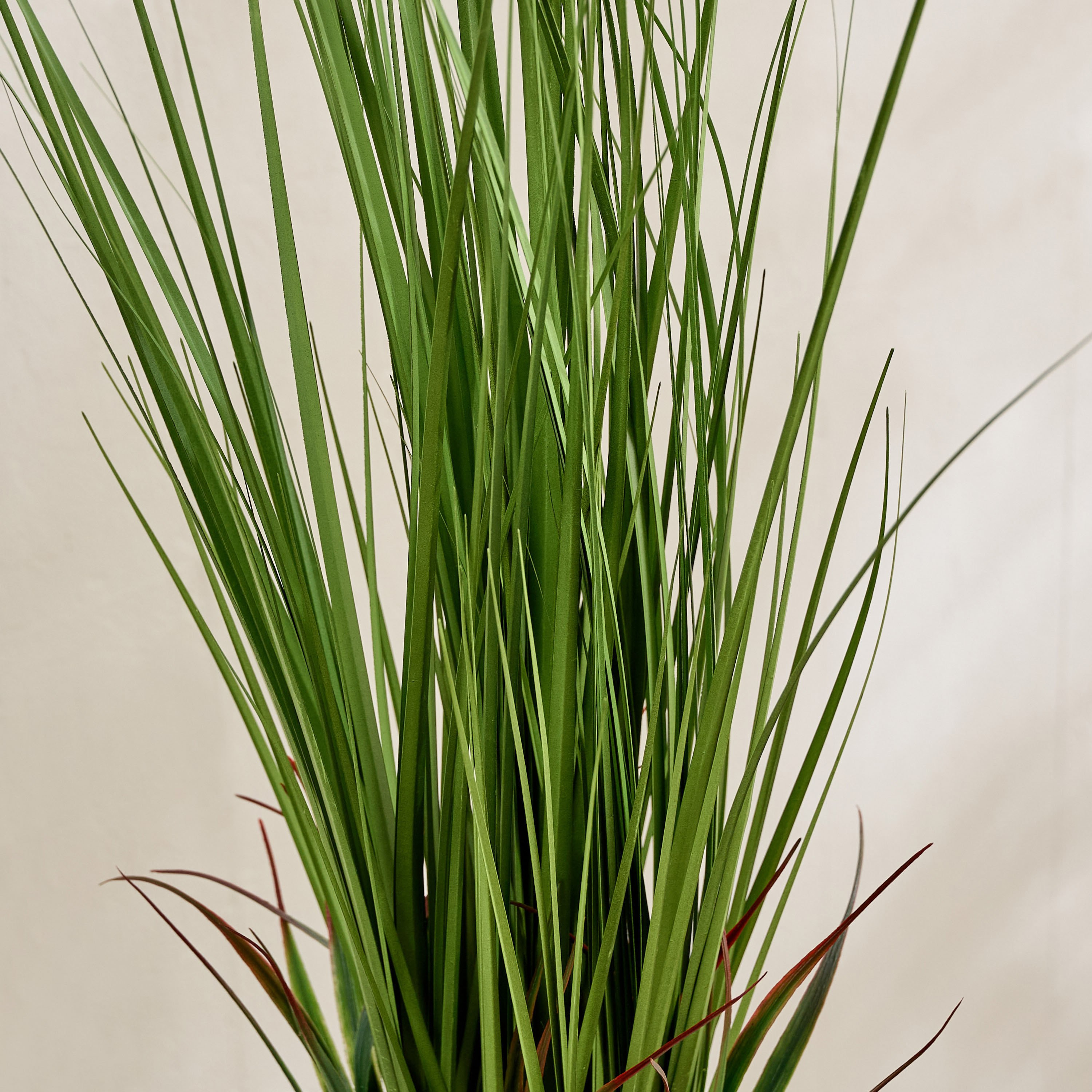 نبات عشب البصل الصناعي في إناء من إيفرجرين - 64 سم-hbxdecorandfurnishings-homeaccessories-artificialflowersandplants-image-2