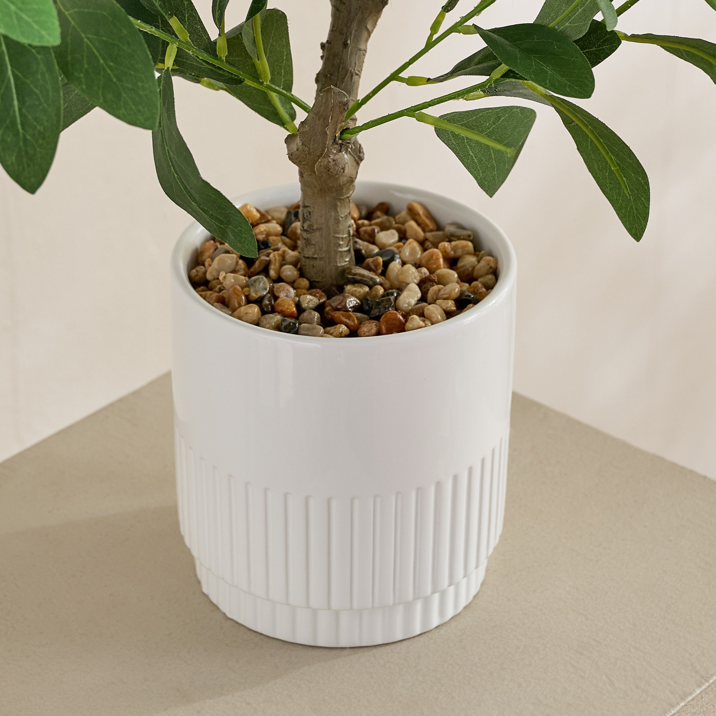 شجرة زيتون صناعية في إناء سيراميك من إيفرجرين - 60 سم-hbxdecorandfurnishings-homeaccessories-artificialflowersandplants-image-2