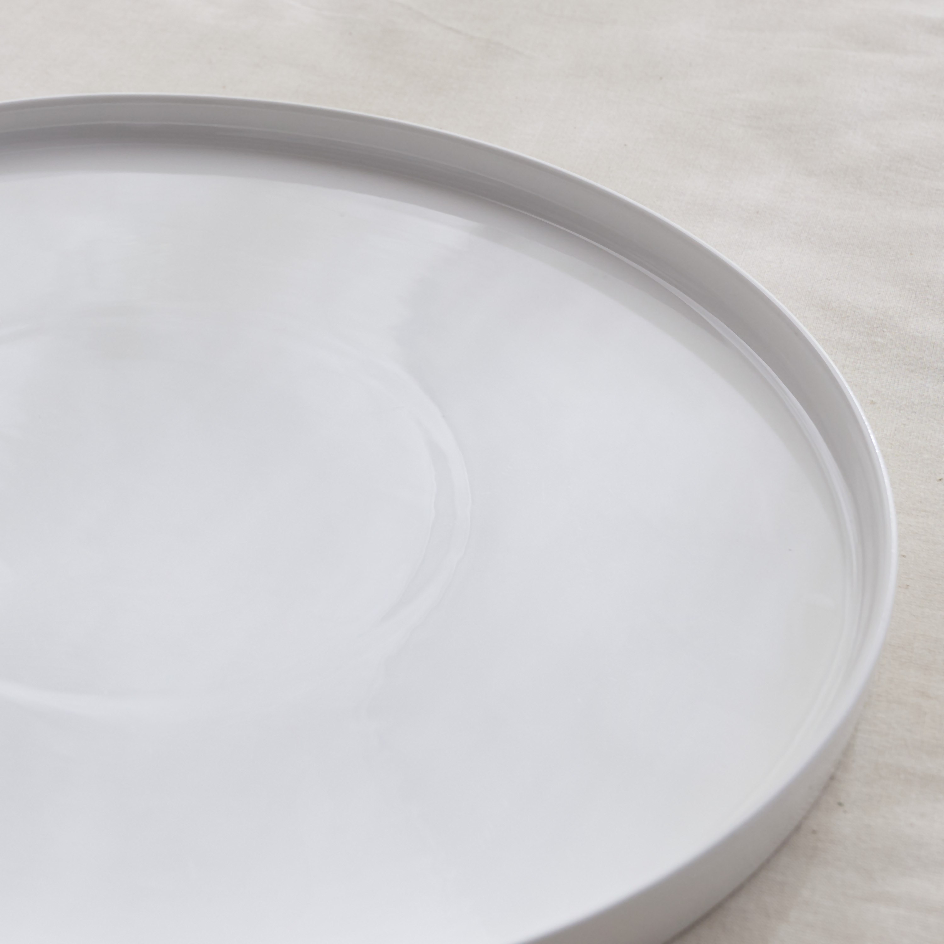 Alice Round Platter - 30 cm-hbxdecorandfurnishings-tabletop-crockery-image-7