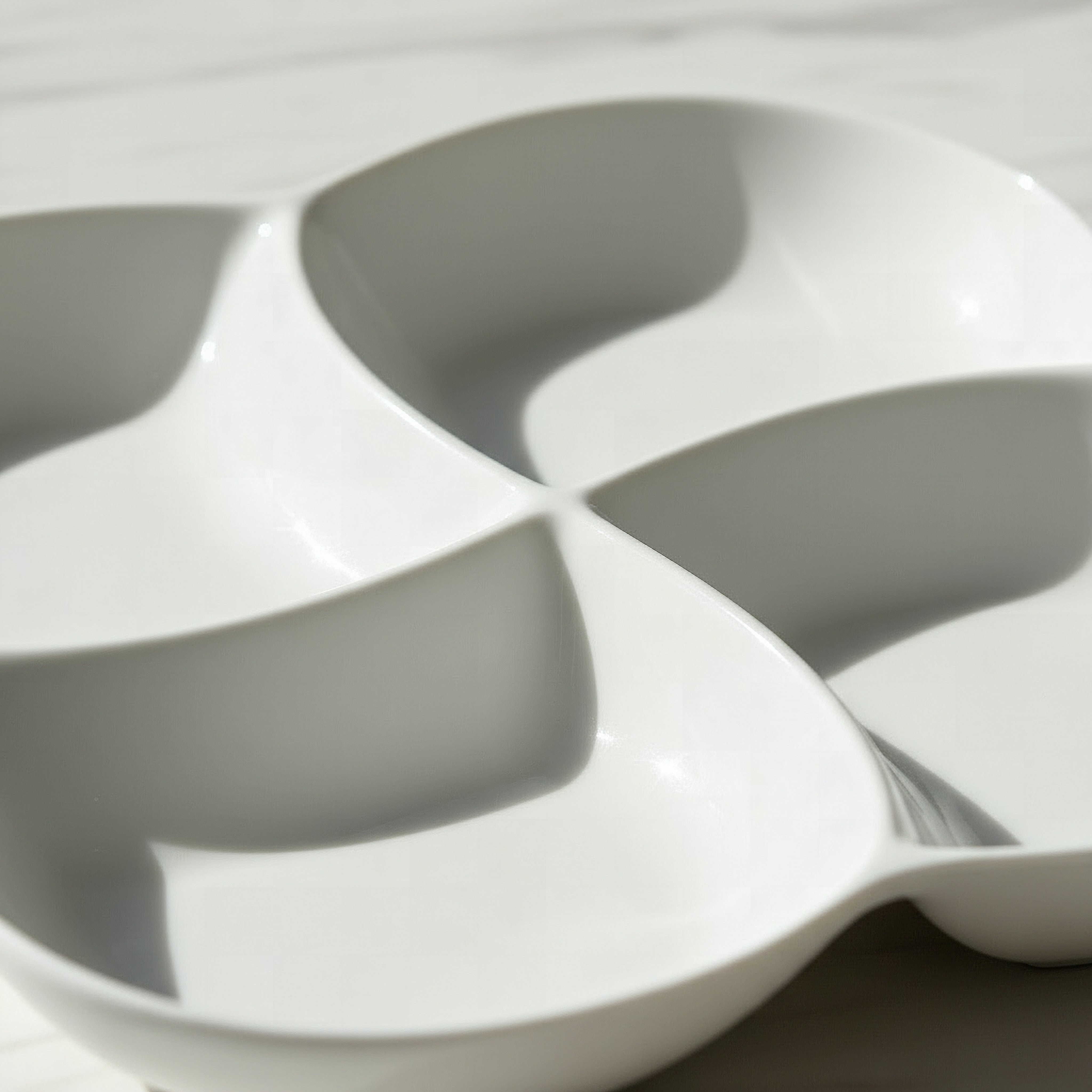 Alice 4-Partition Platter - 25.4 cm-hbxdecorandfurnishings-tabletop-crockery-image-2