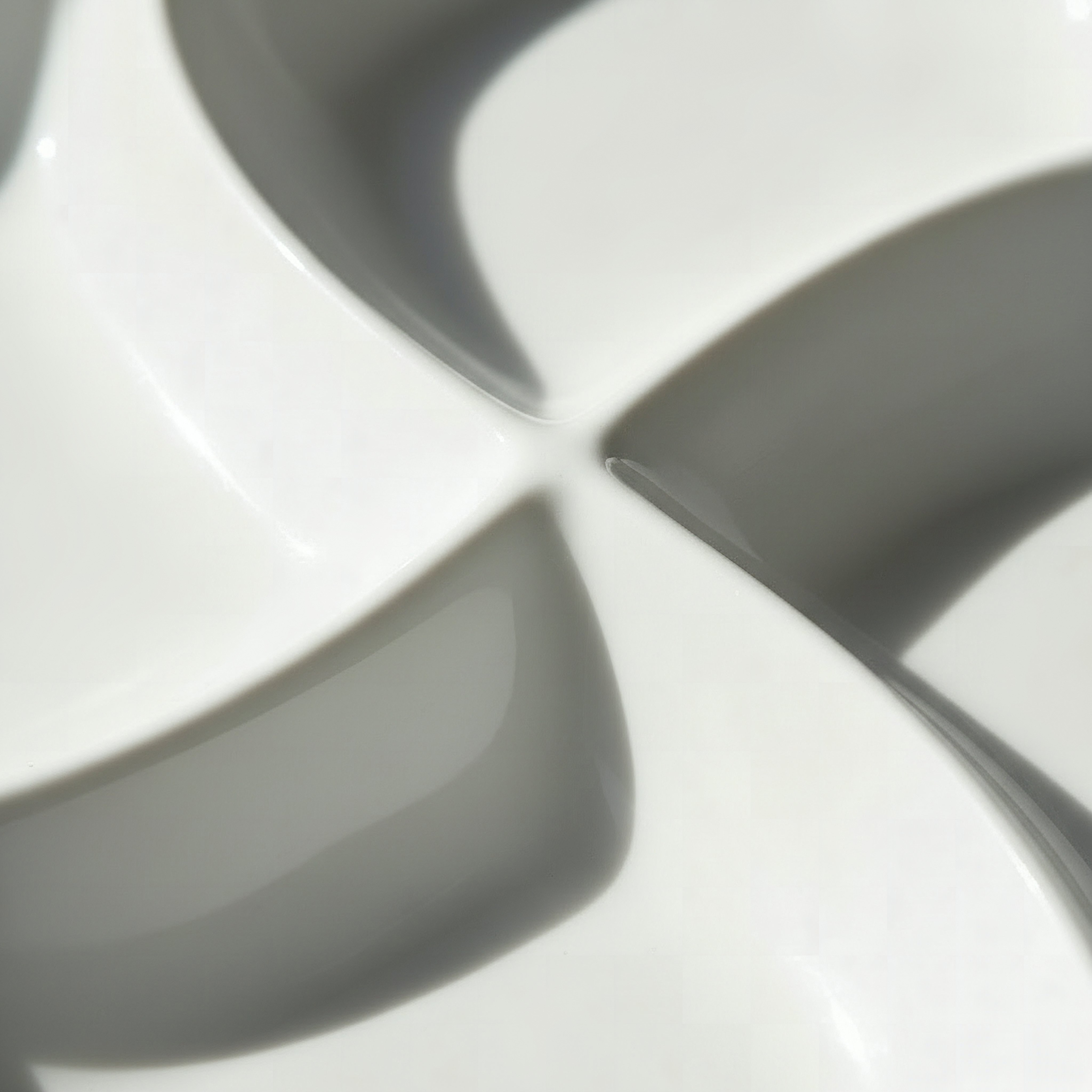 Alice 4-Partition Platter - 25.4 cm-hbxdecorandfurnishings-tabletop-crockery-image-3