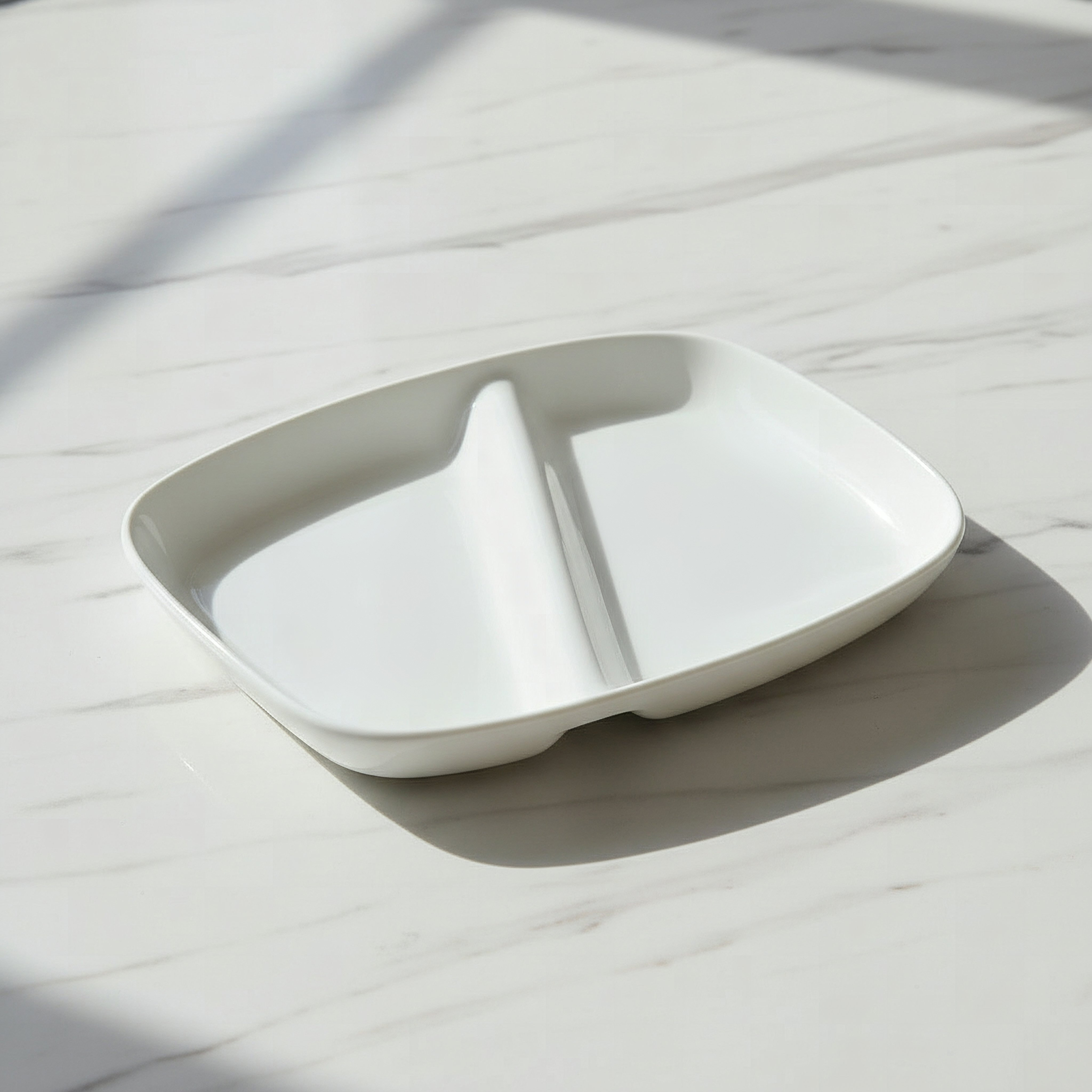 صحن تقديم بقسمين من كريمسون - 20 سم-hbxdecorandfurnishings-tabletop-serveware-image-1