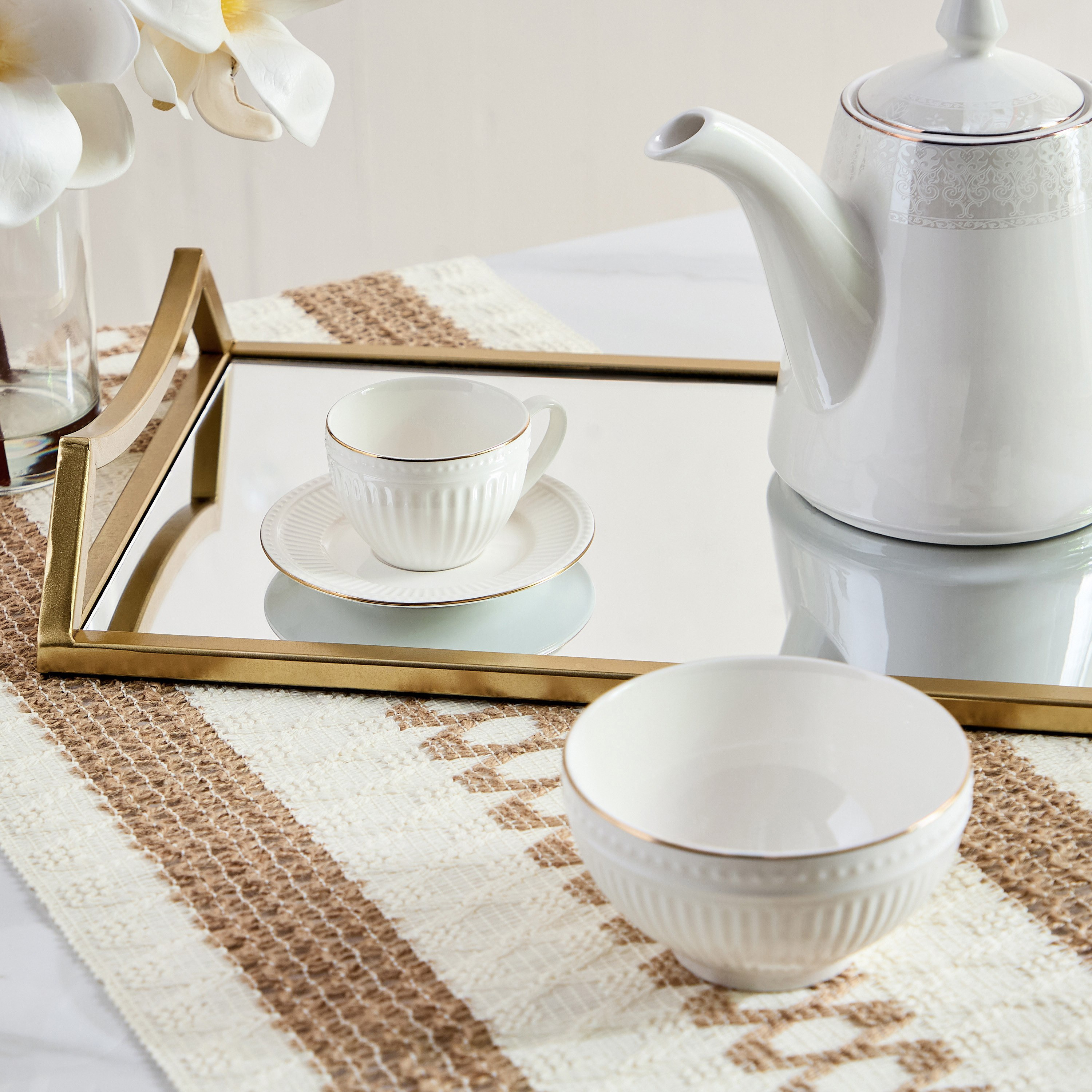 Embossed Gold Line Espresso Cup and Saucer - 110 ml-hbxdecorandfurnishings-tabletop-crockery-image-4