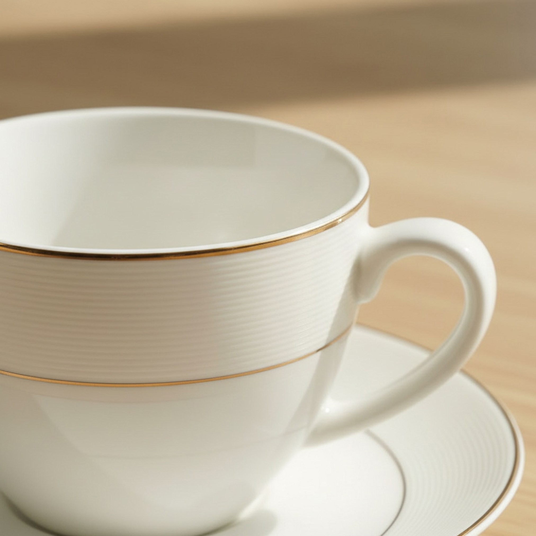 Gold Rib Tea Cup and Saucer - 260 ml-hbxdecorandfurnishings-tabletop-crockery-image-3