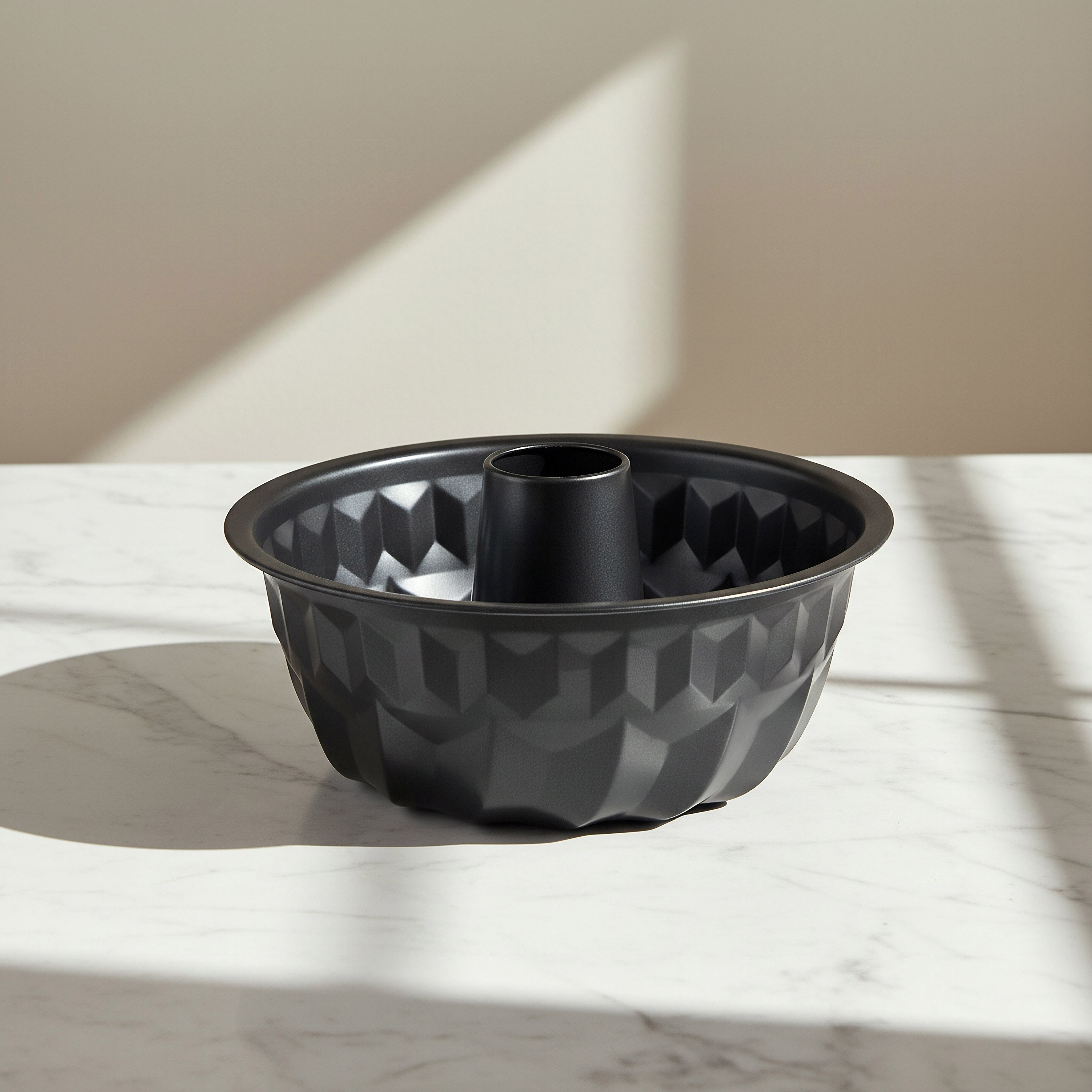 BakeOlogy Bundt Cake Pan - 23 cm-hbxkitchen-bakeware-image-1